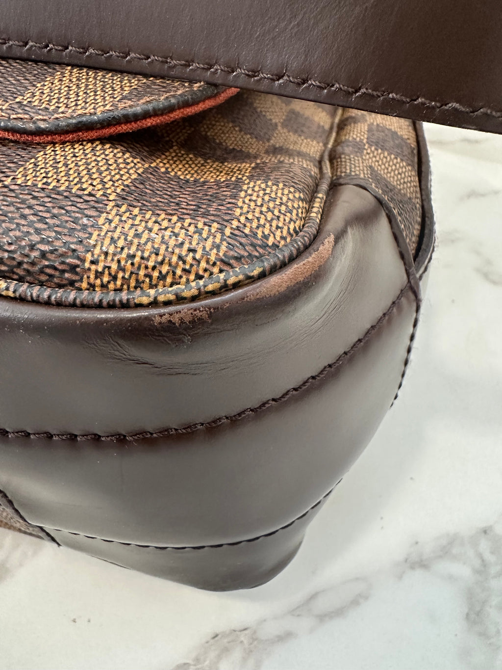 Louis Vuitton Bastille Damier