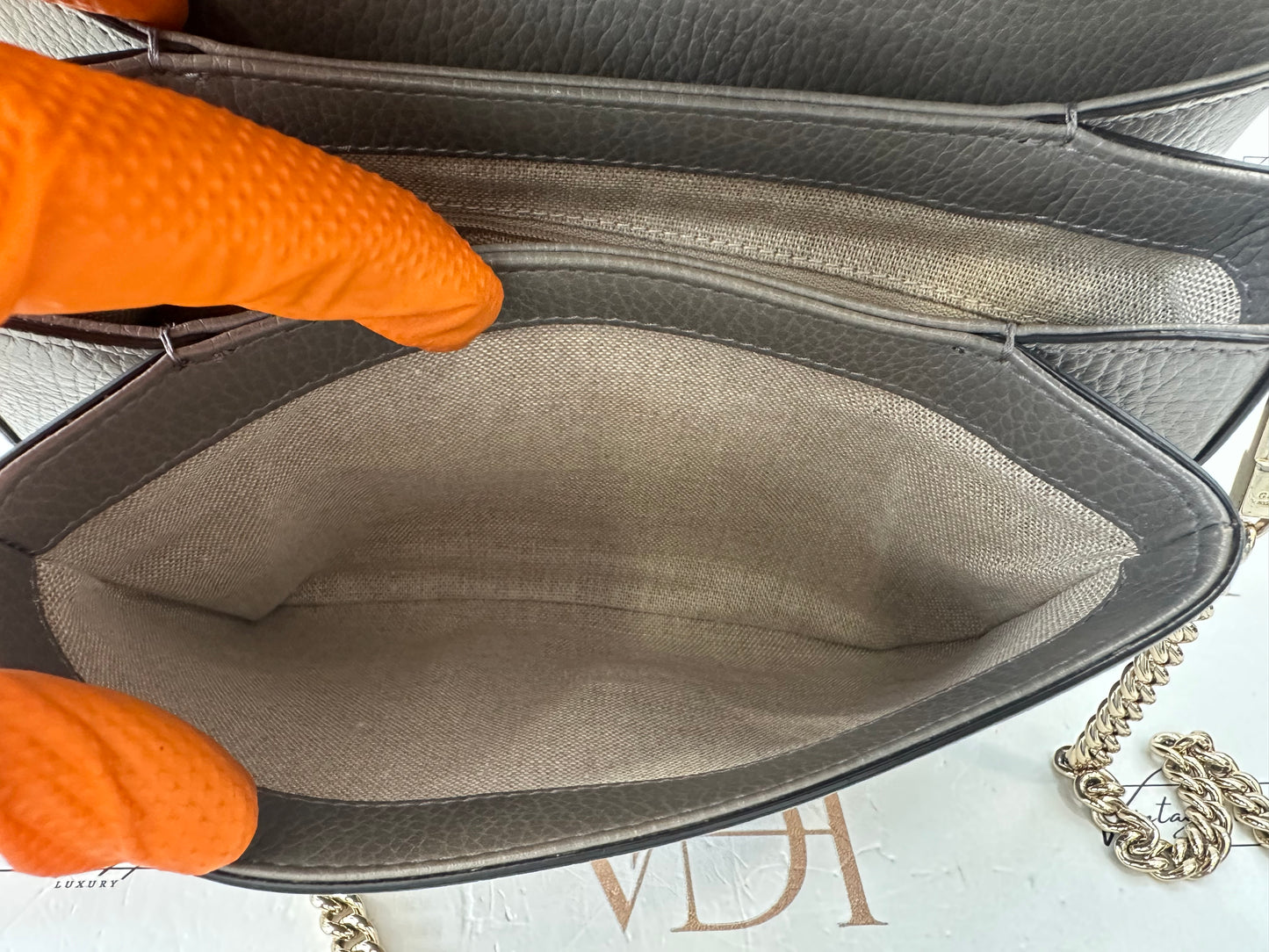 382730 - Gucci Interlocking