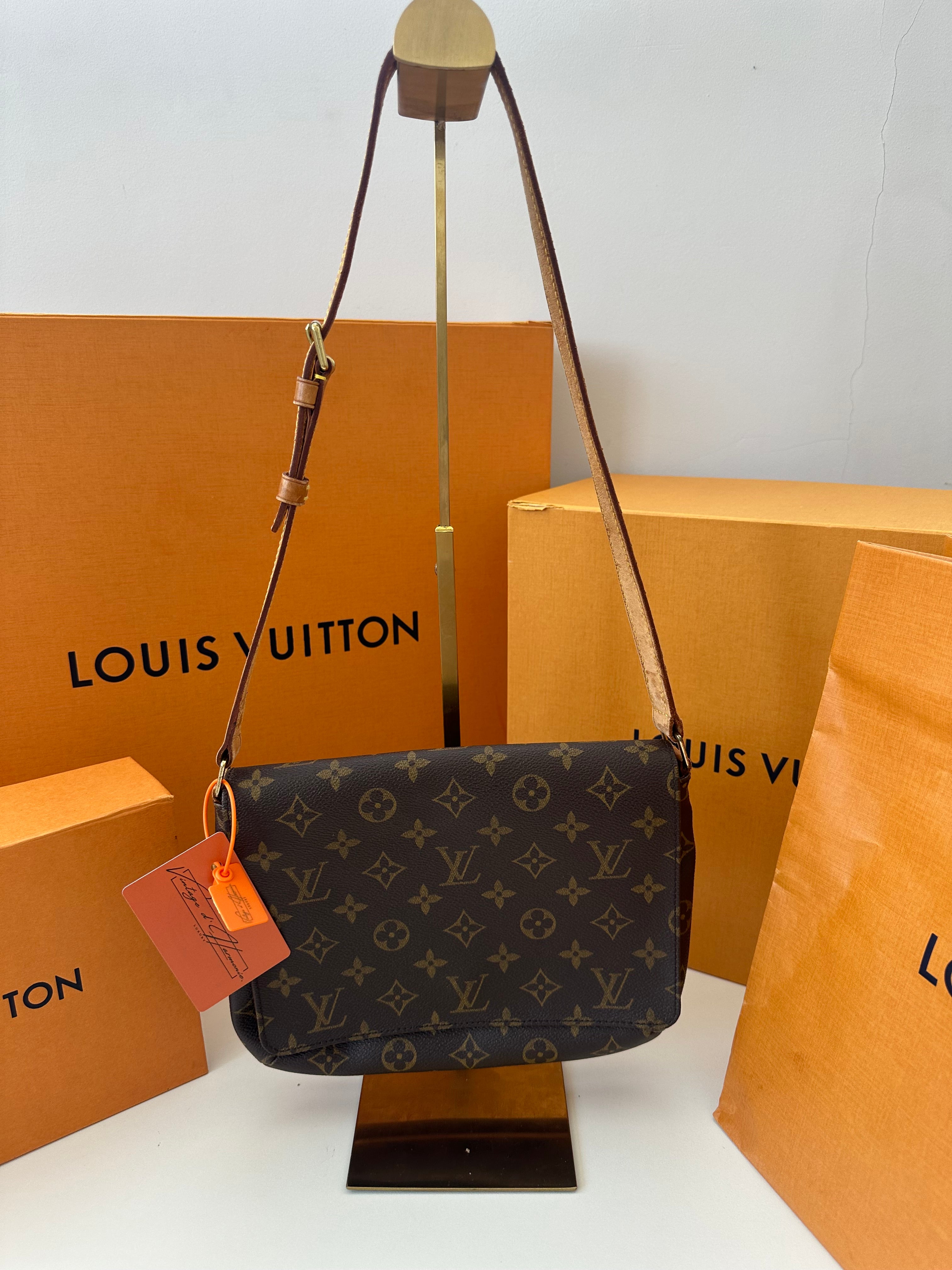 Louis Vuitton Musette