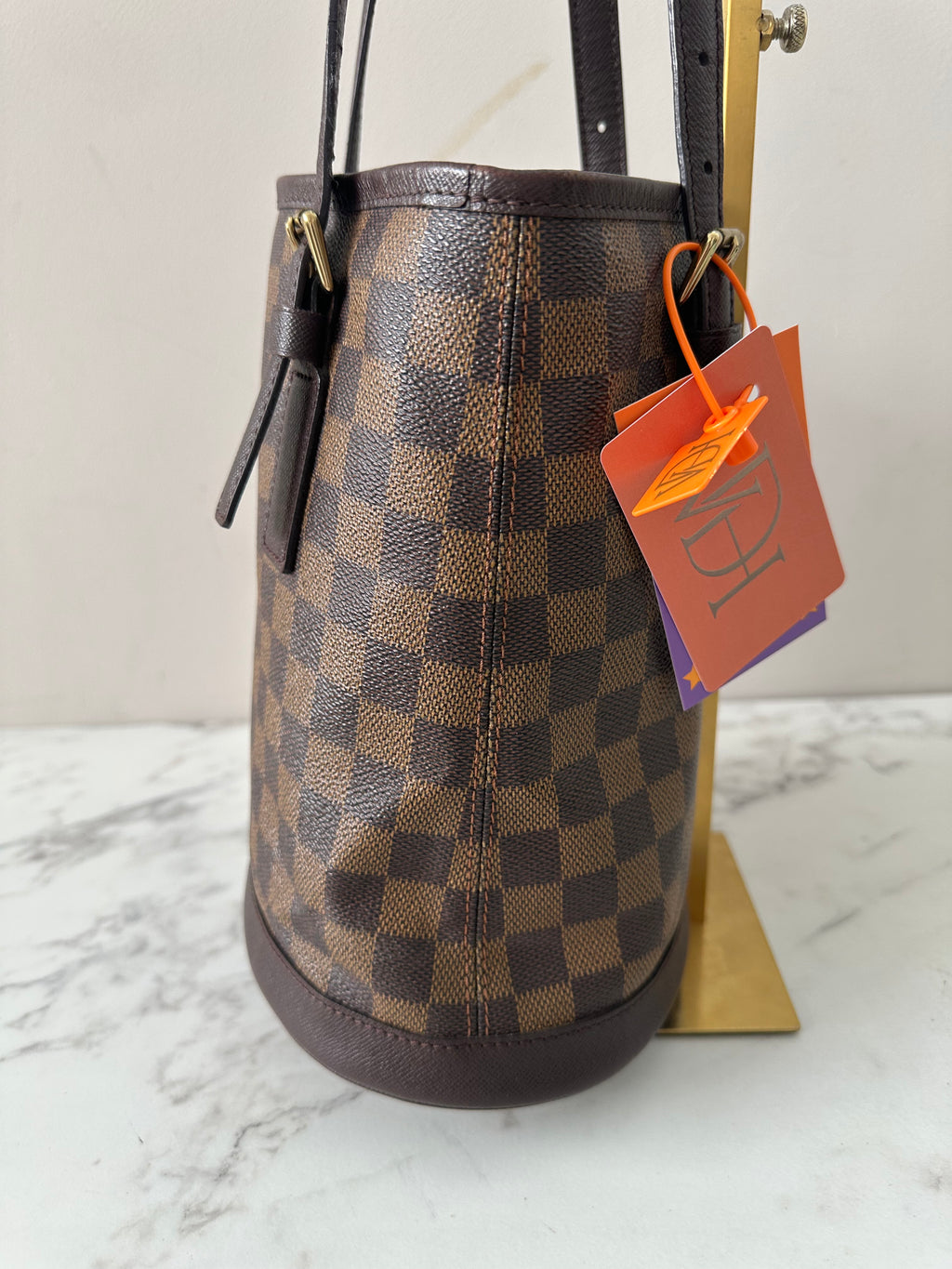 Louis Vuitton Marais