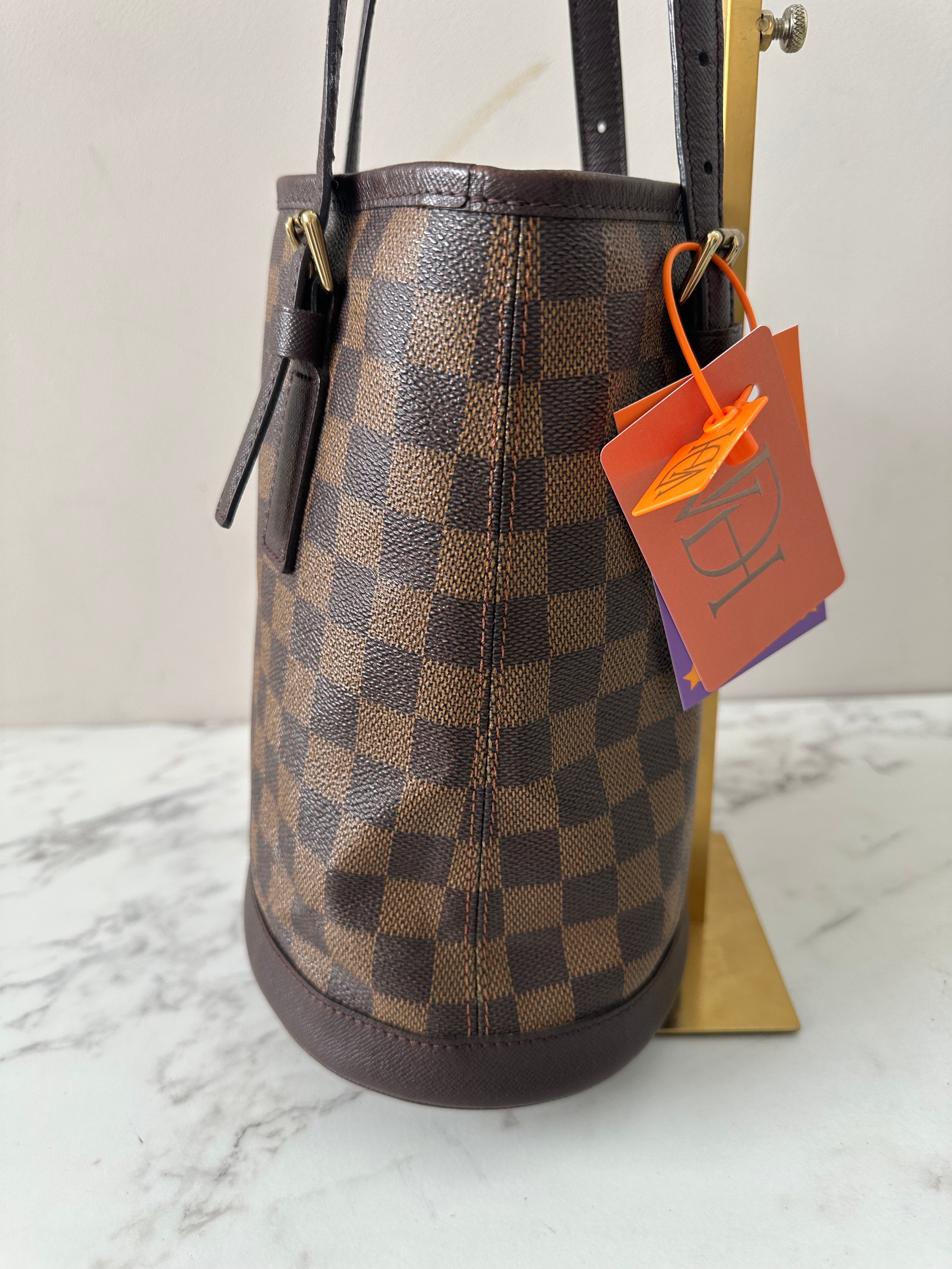 Louis Vuitton Marais