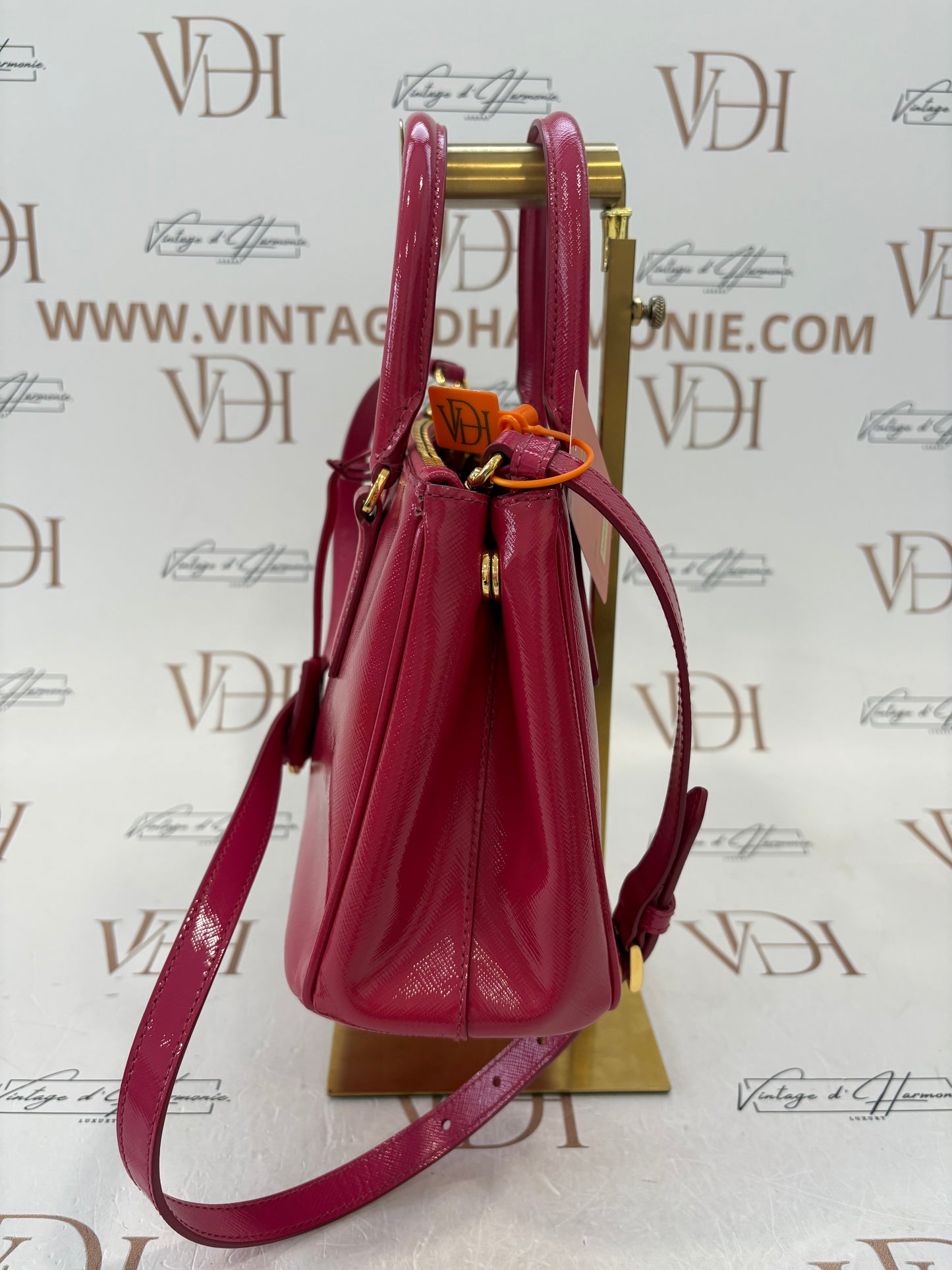 382954 - Prada Galleria Nano Pink