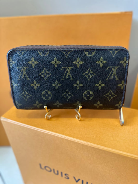 Louis Vuitton Zippy