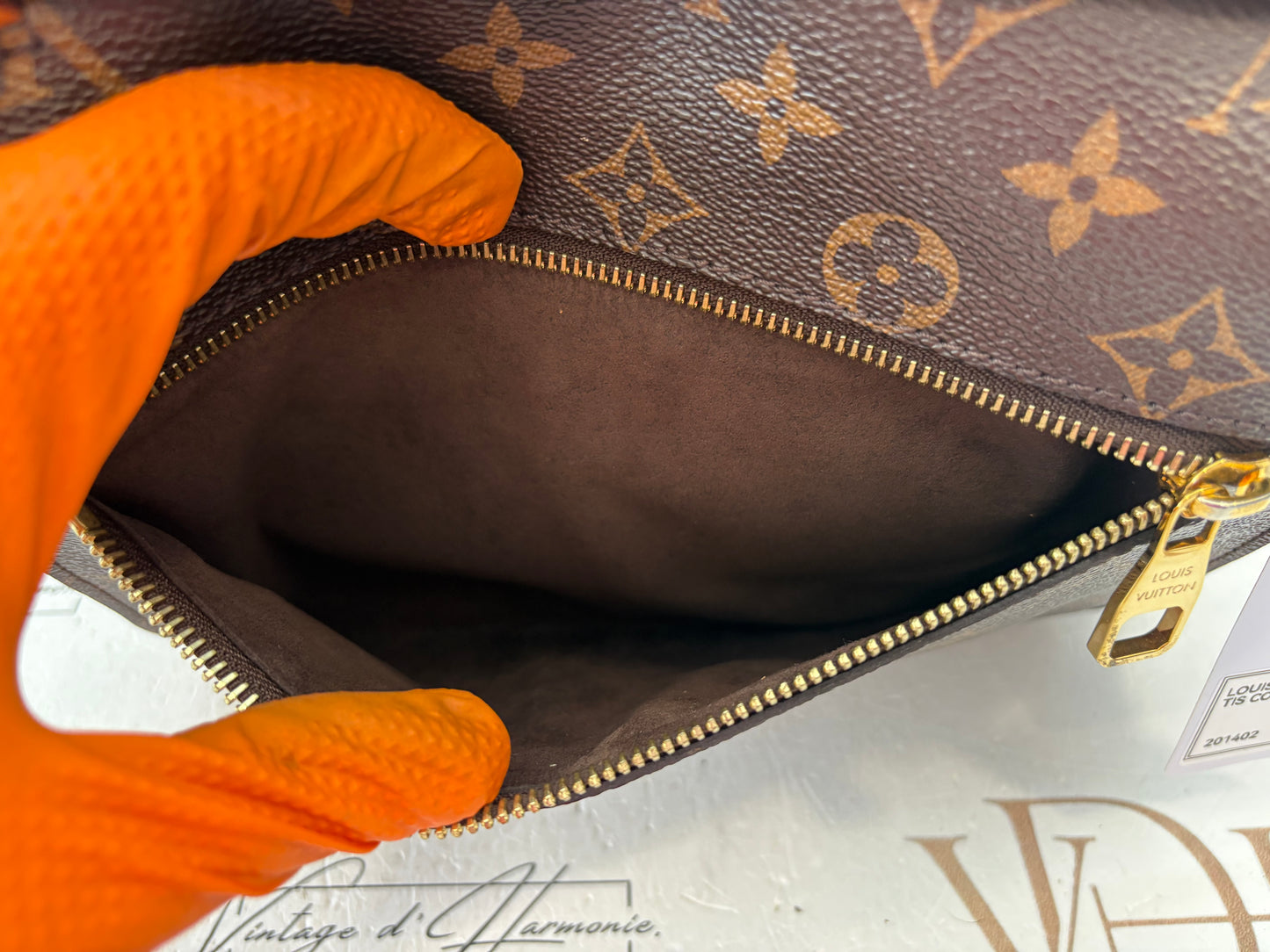 201402 - Louis Vuitton Metis