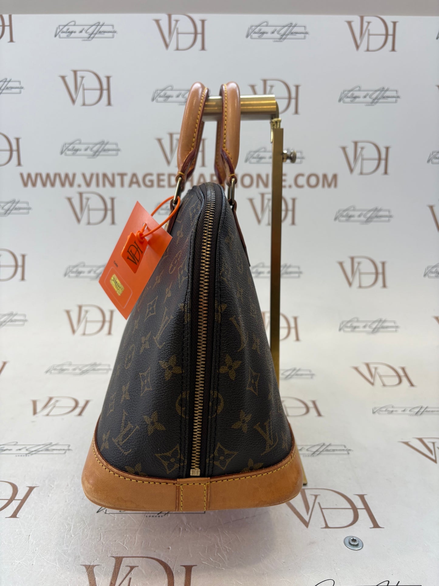 018111 - Louis Vuitton Alma