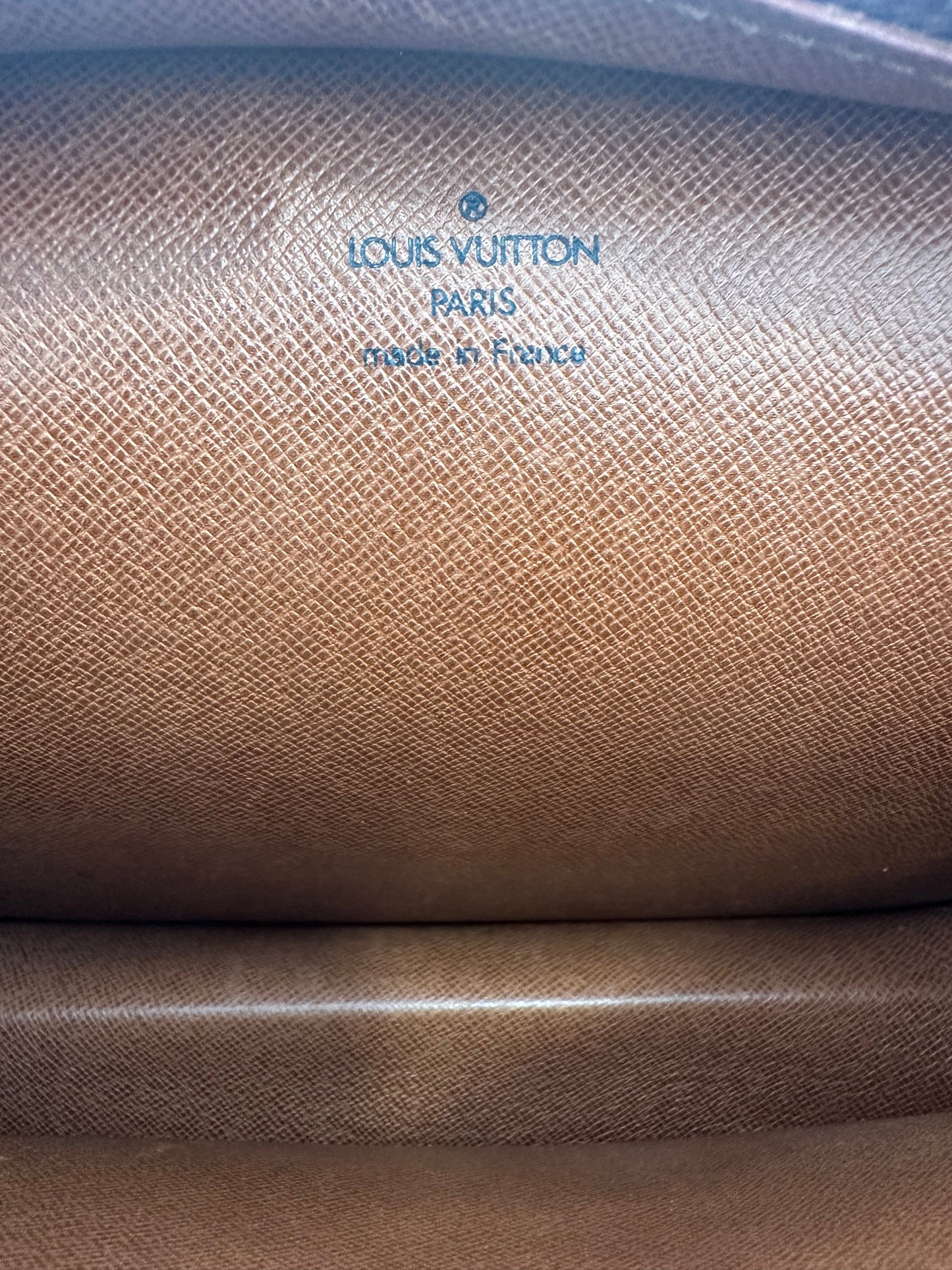 Louis Vuitton Pochette Homme