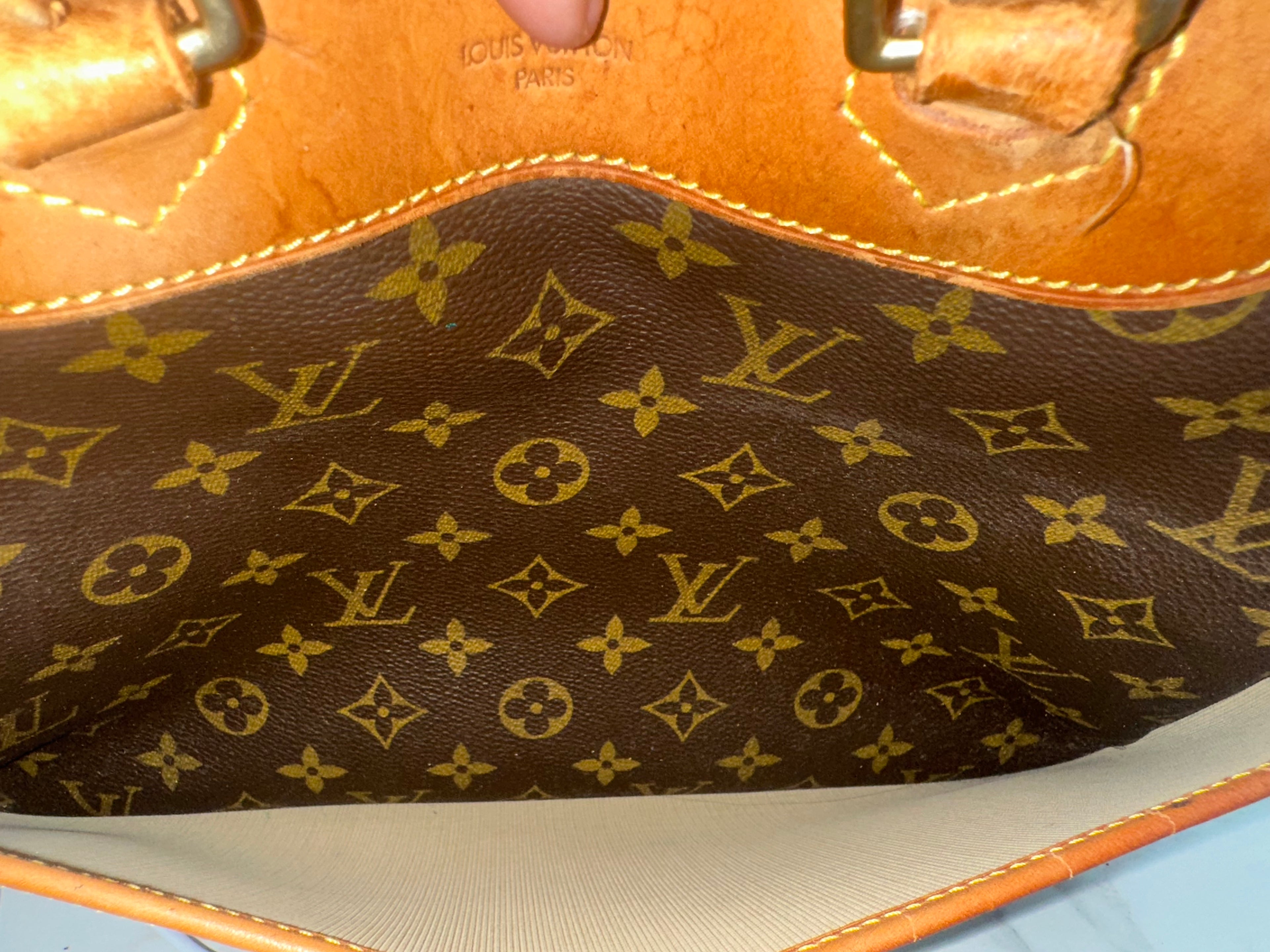 Louis Vuitton Deauville