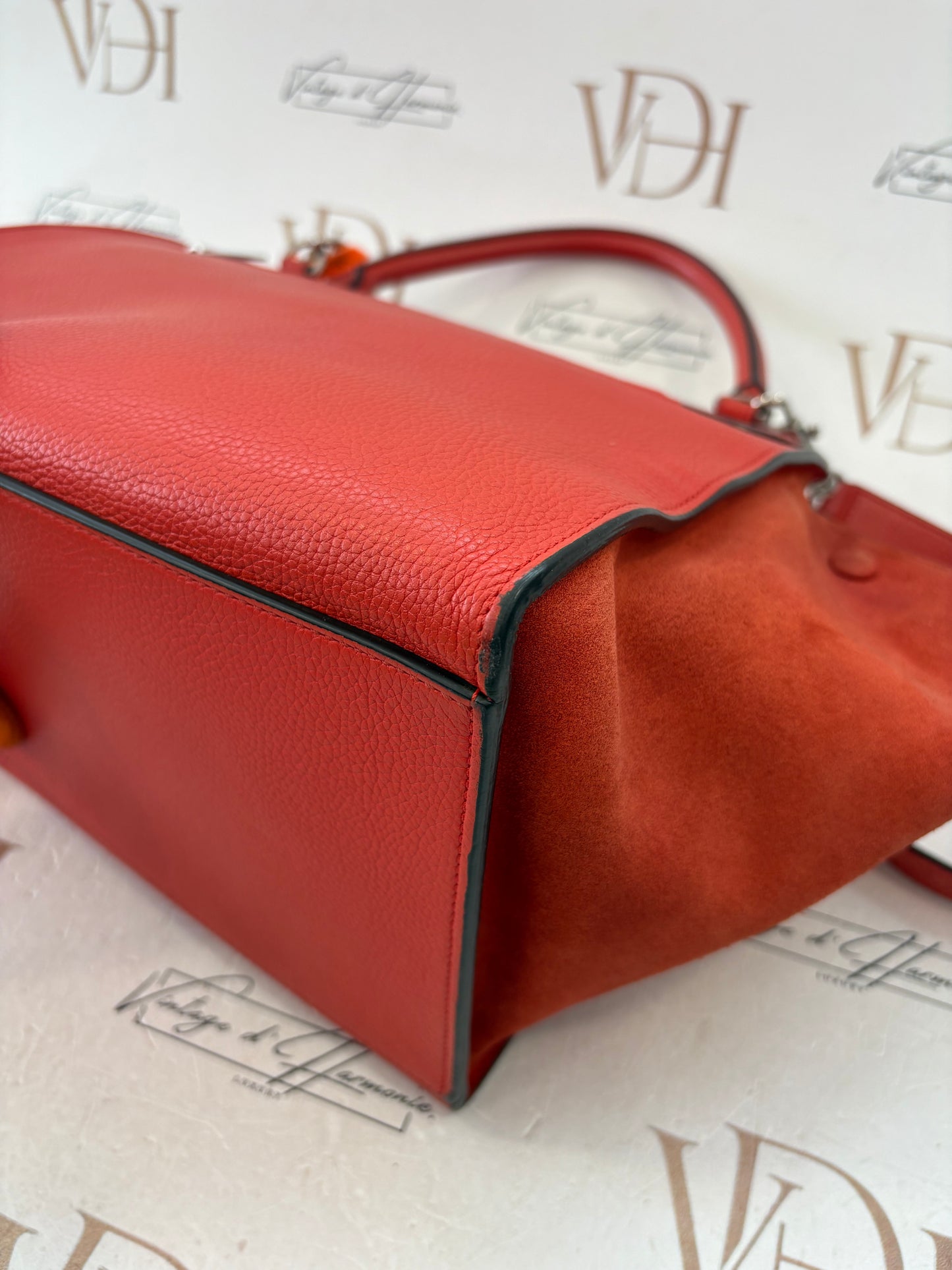 383831 - Céline Trapeze