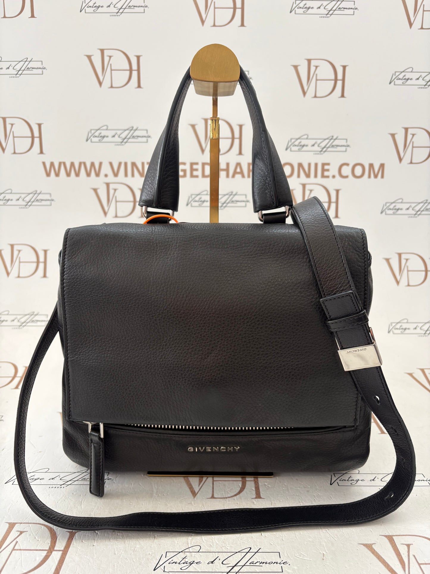 201276 - Givenchy Pandora