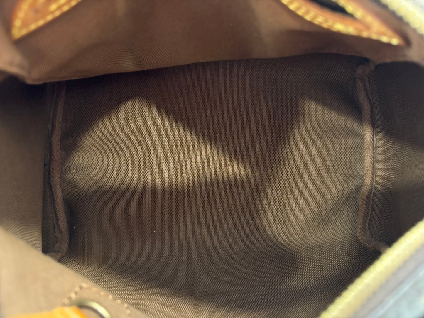 018245 - Louis Vuitton Speedy 25