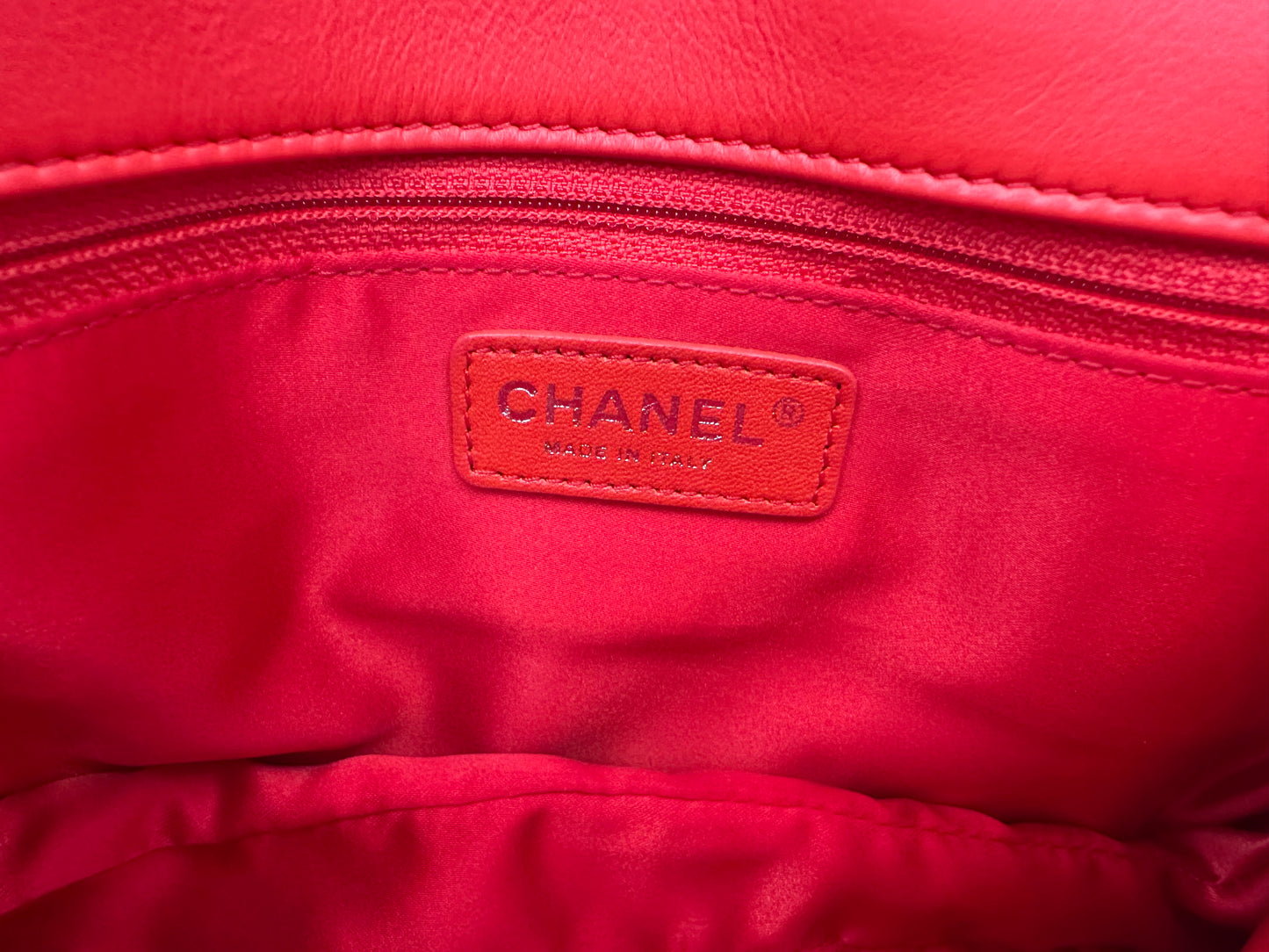 017898 - Chanel Red Lambskin