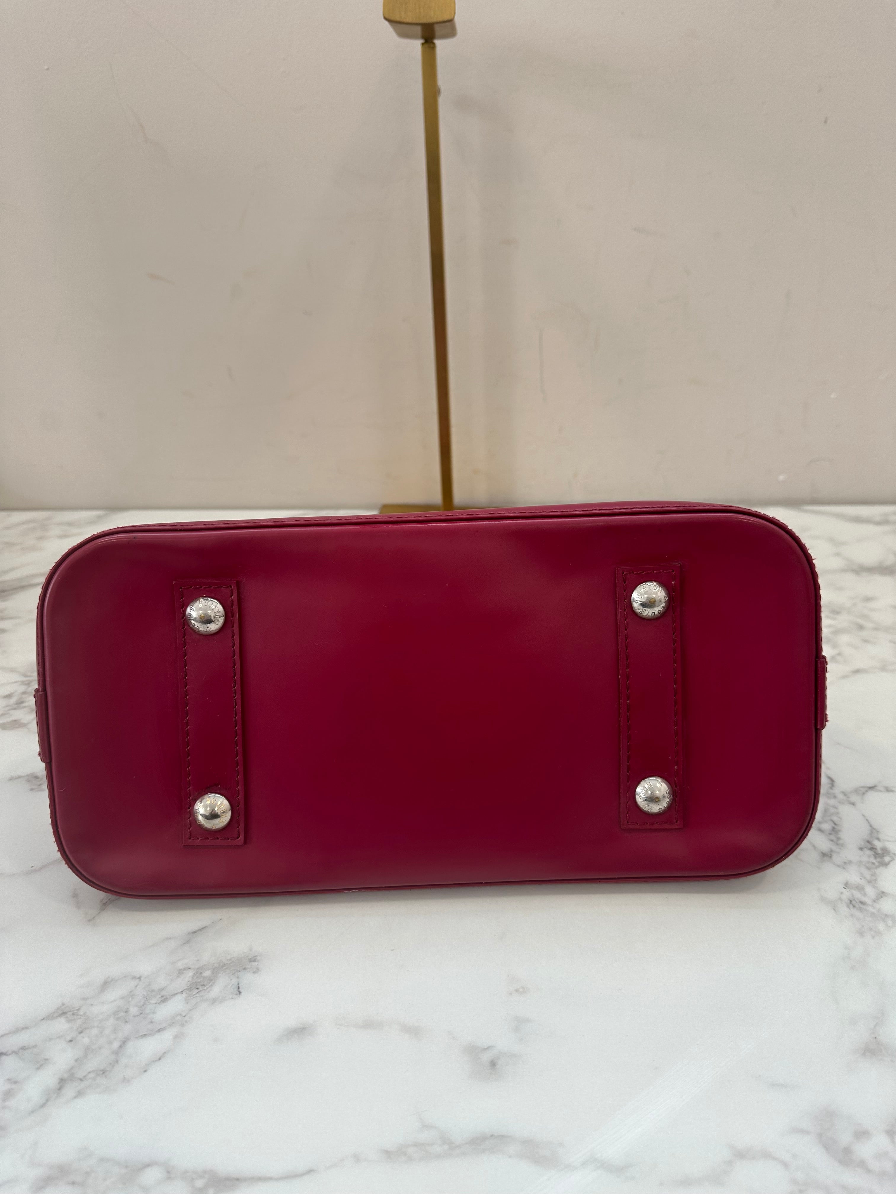 Louis Vuitton Alm PM Epi Cherry