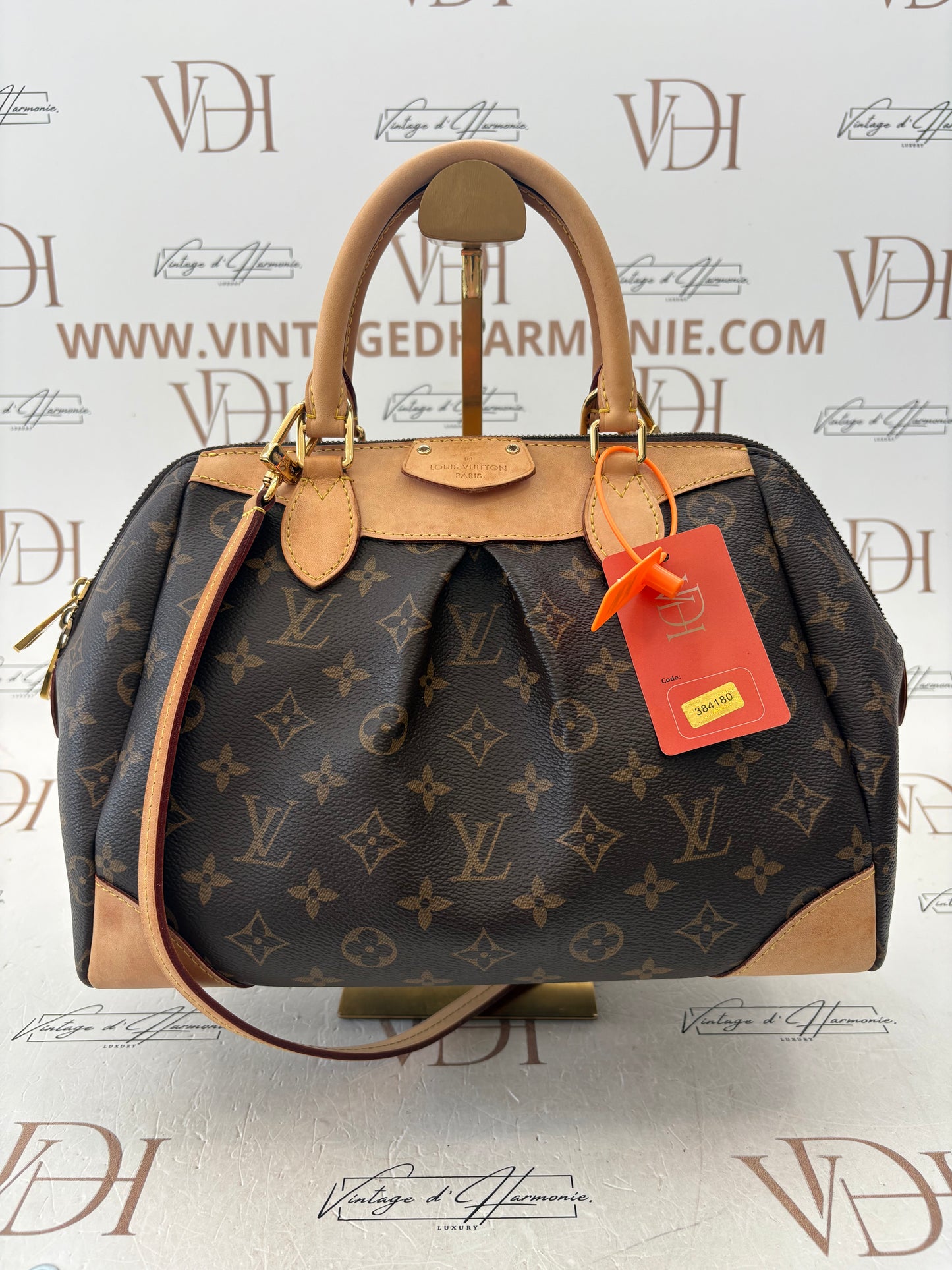 384180 - Louis Vuitton Segur