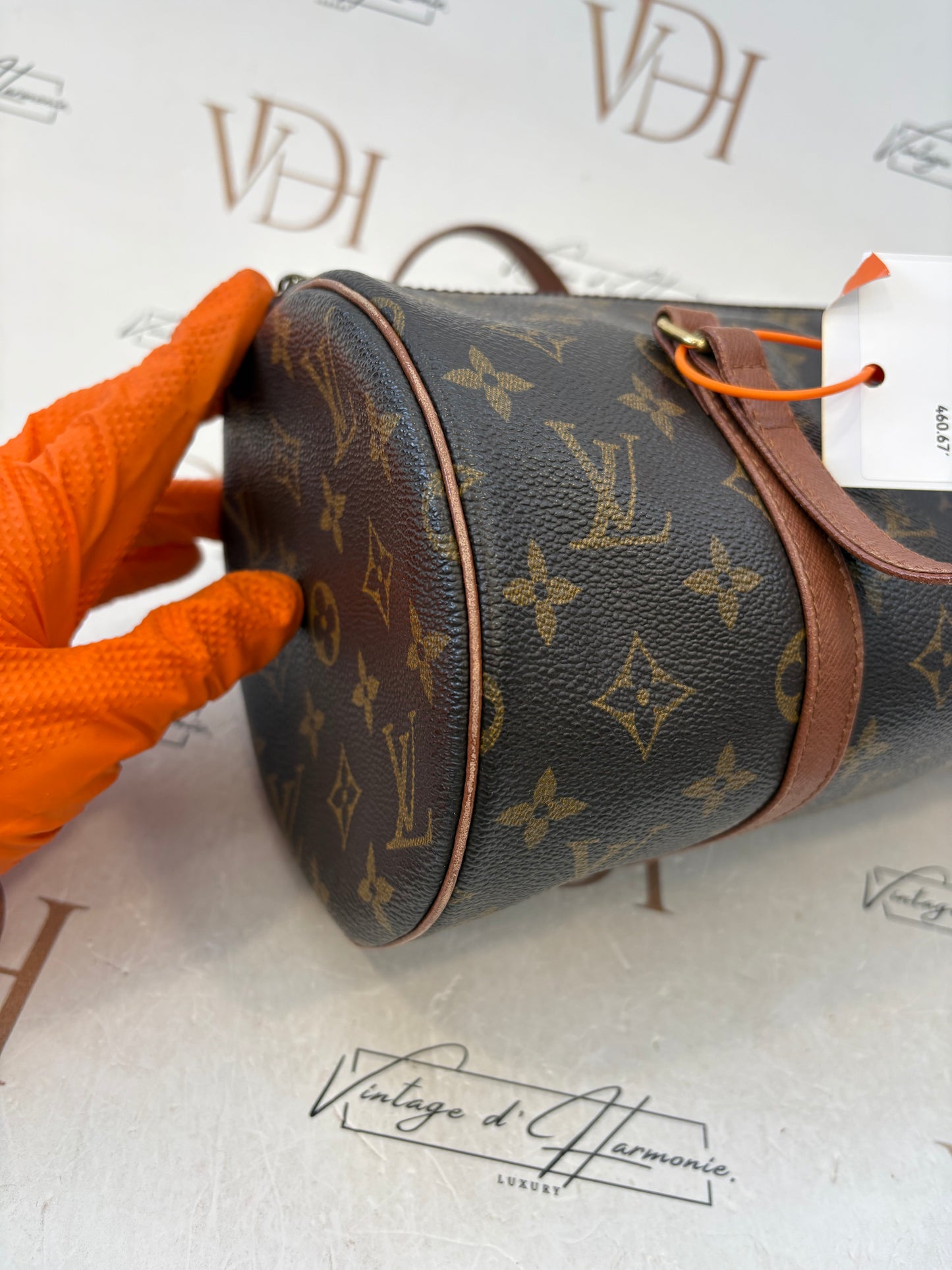 018992 - Louis Vuitton Papillon 30