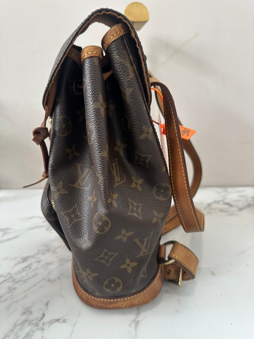 Louis Vuitton Montsouris MM