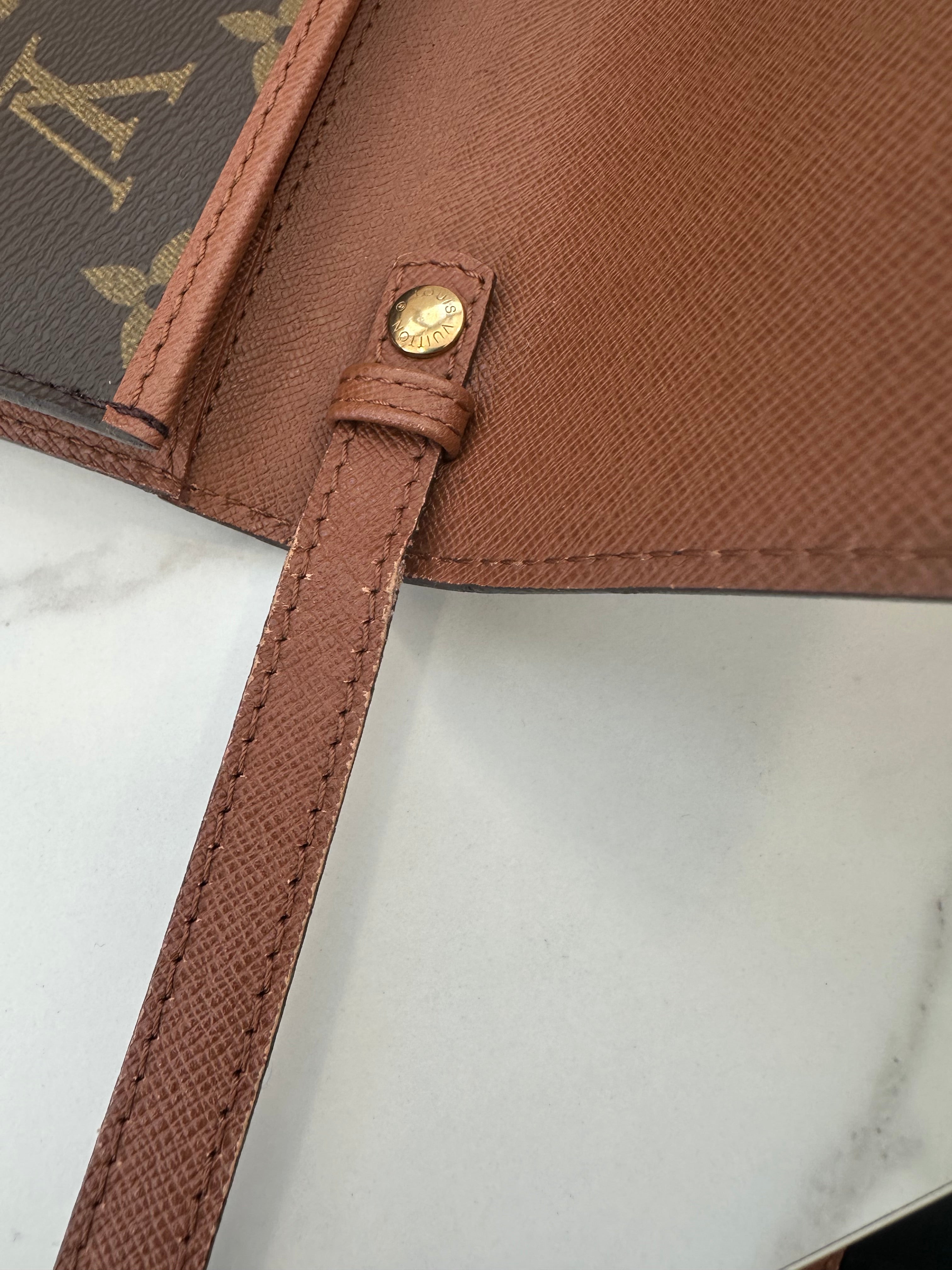 Louis Vuitton Bordeaux 23