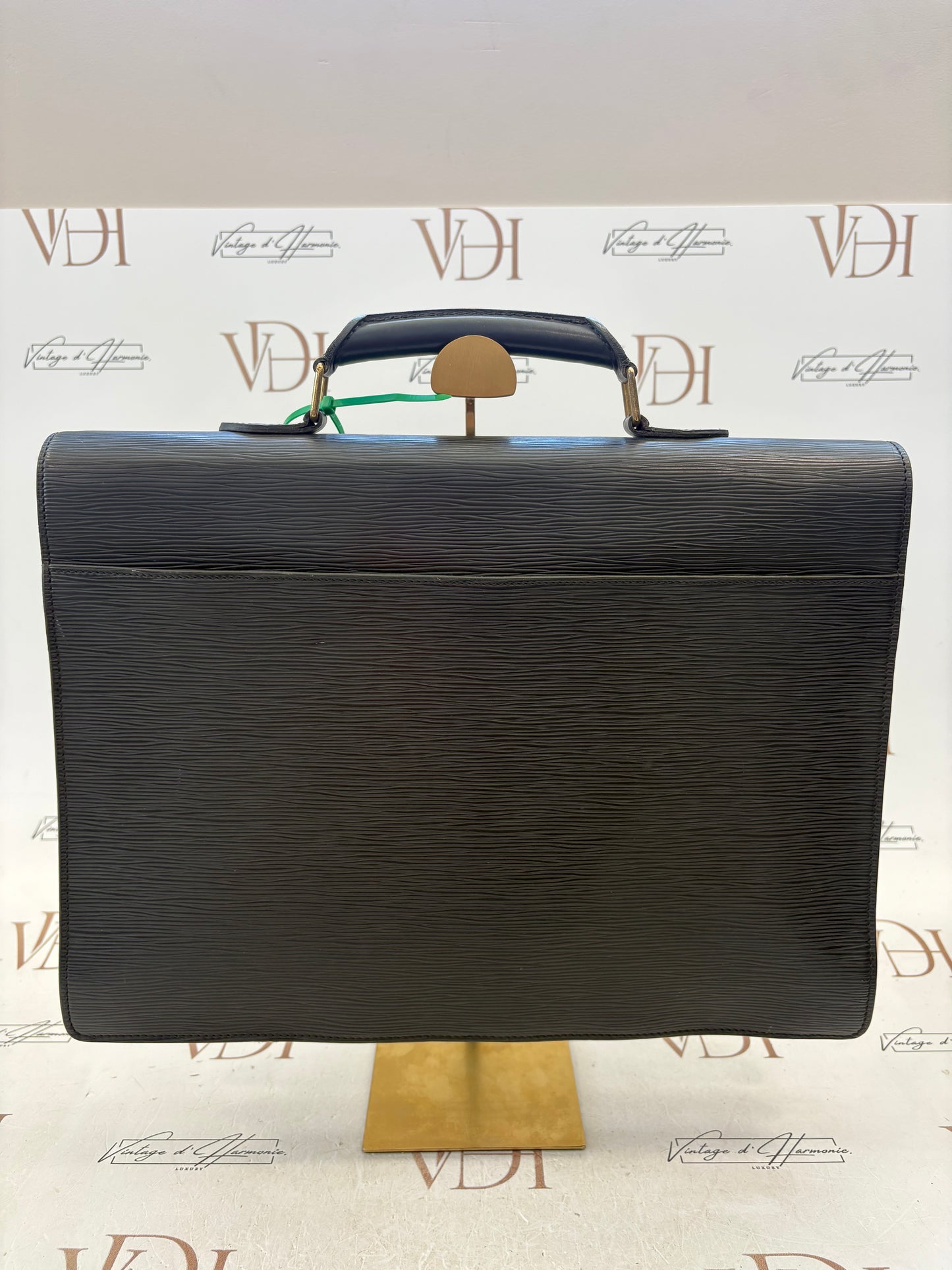 017121 - Louis Vuitton Conseiller