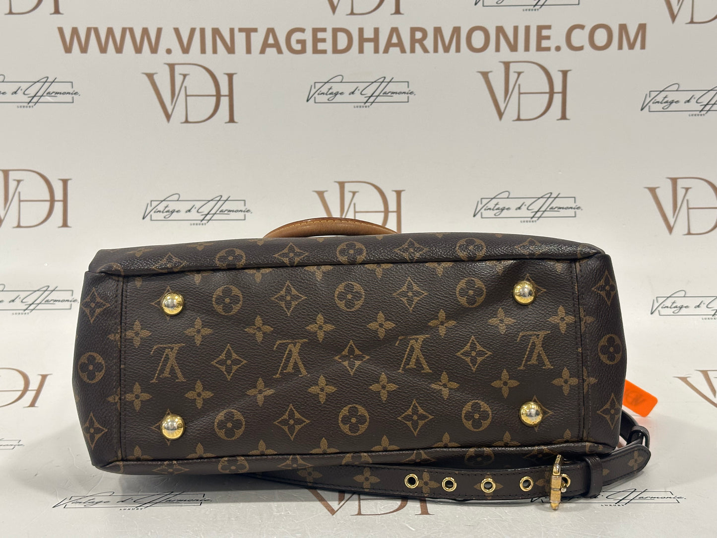 382945 -  - Louis Vuitton Pallas