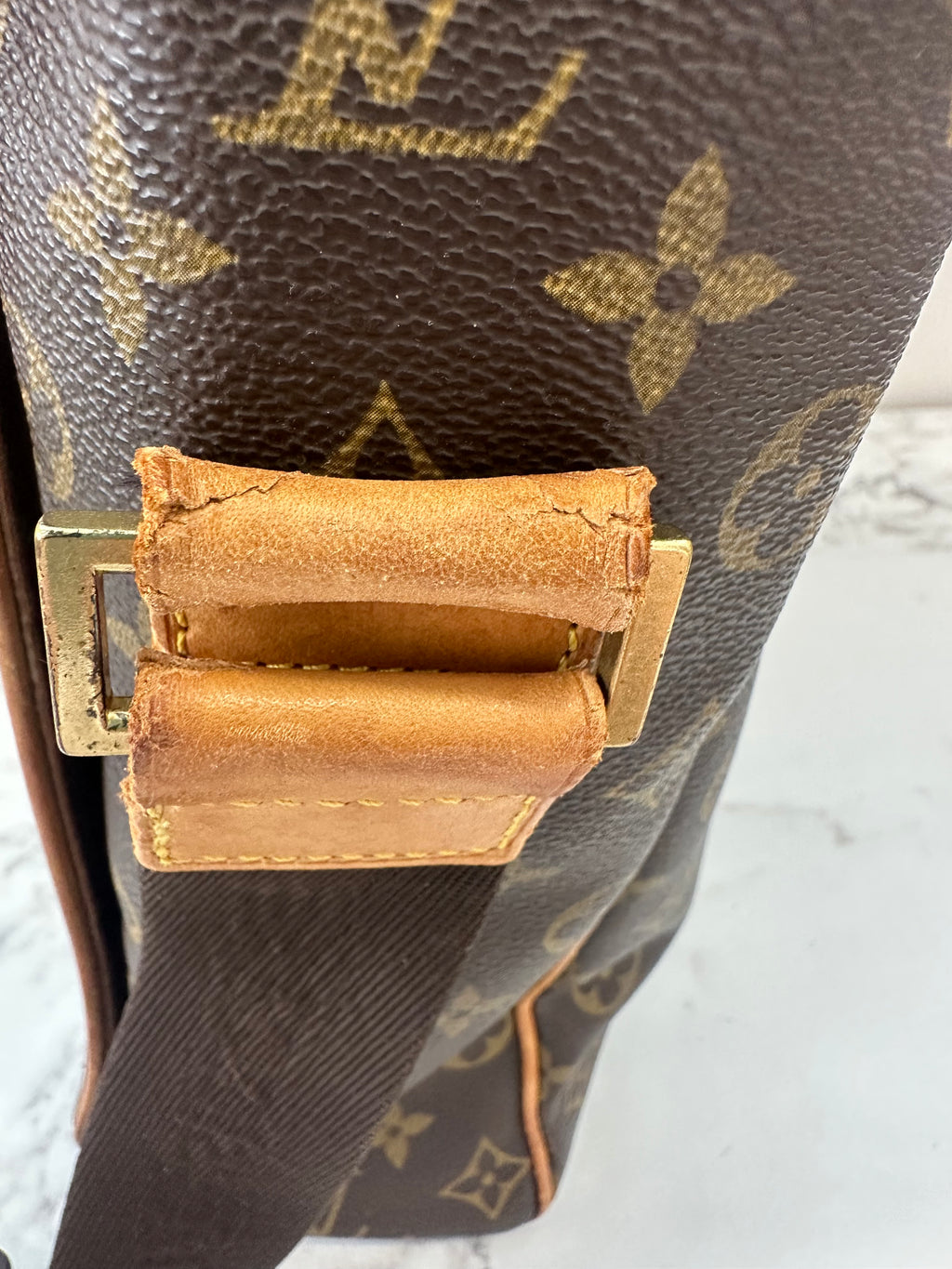 Louis Vuitton Messenger Bosphore