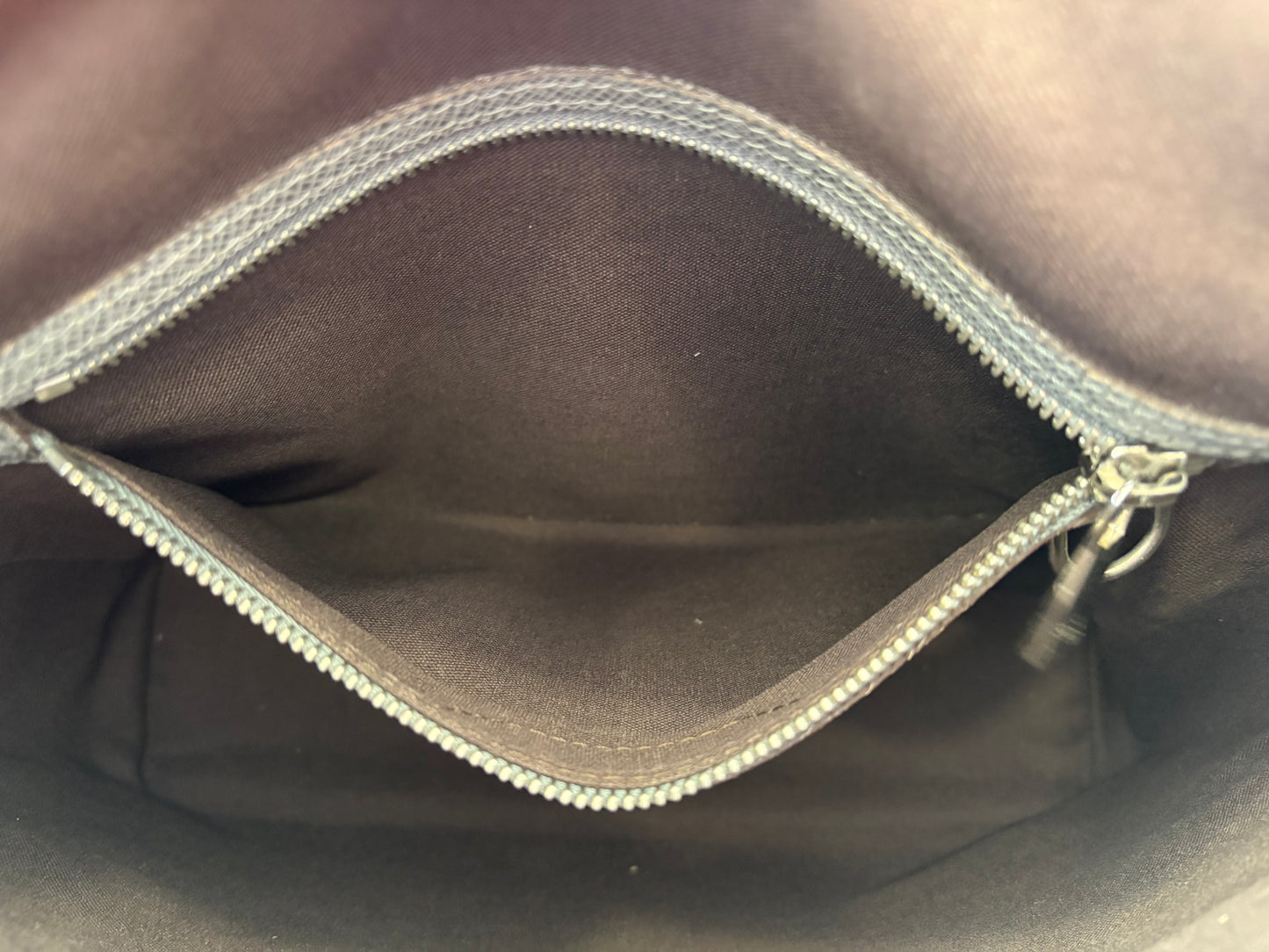 383270 - Louis Vuitton Roman