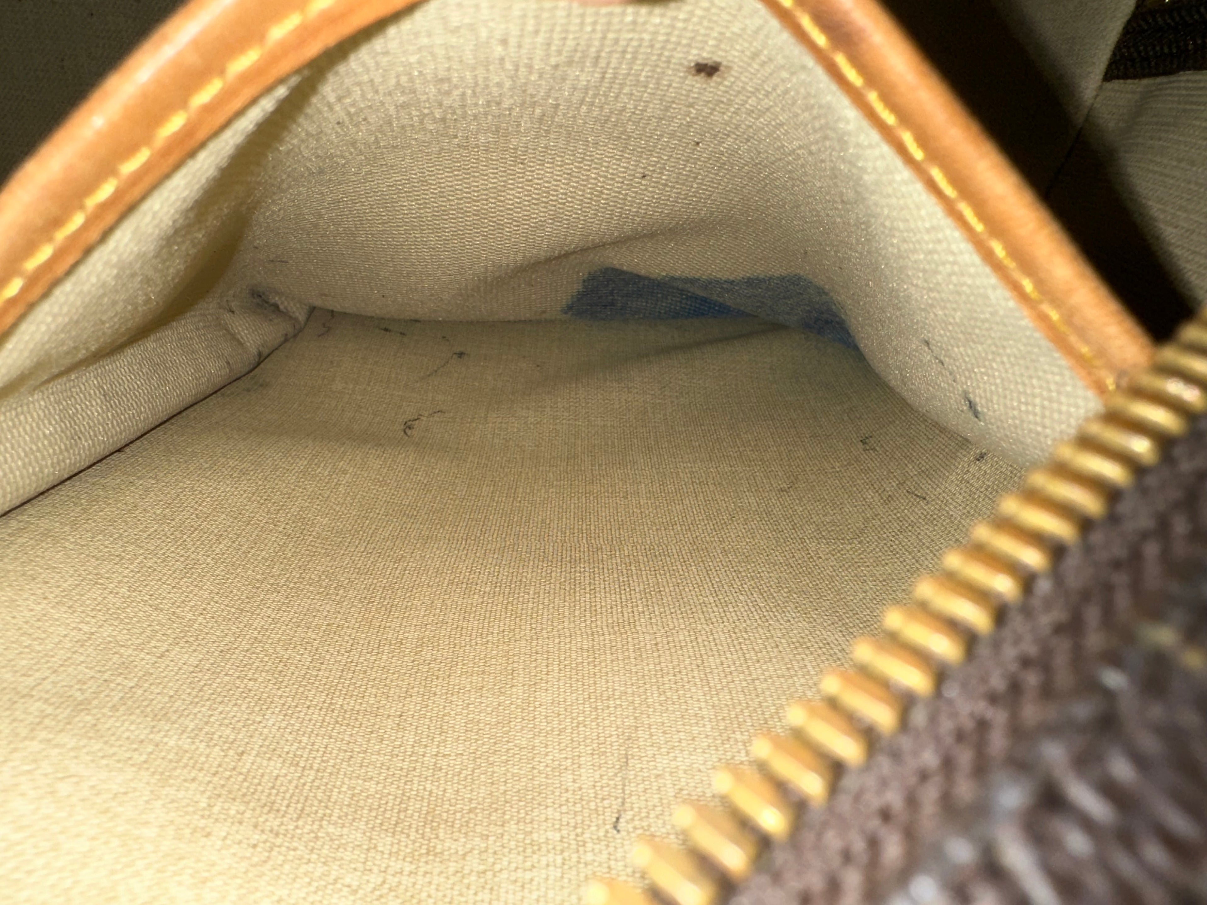 Louis Vuitton Deauville