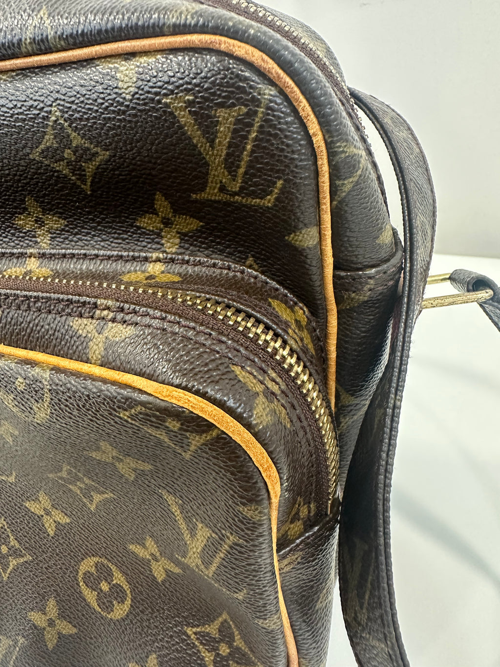 Louis Vuitton Nile