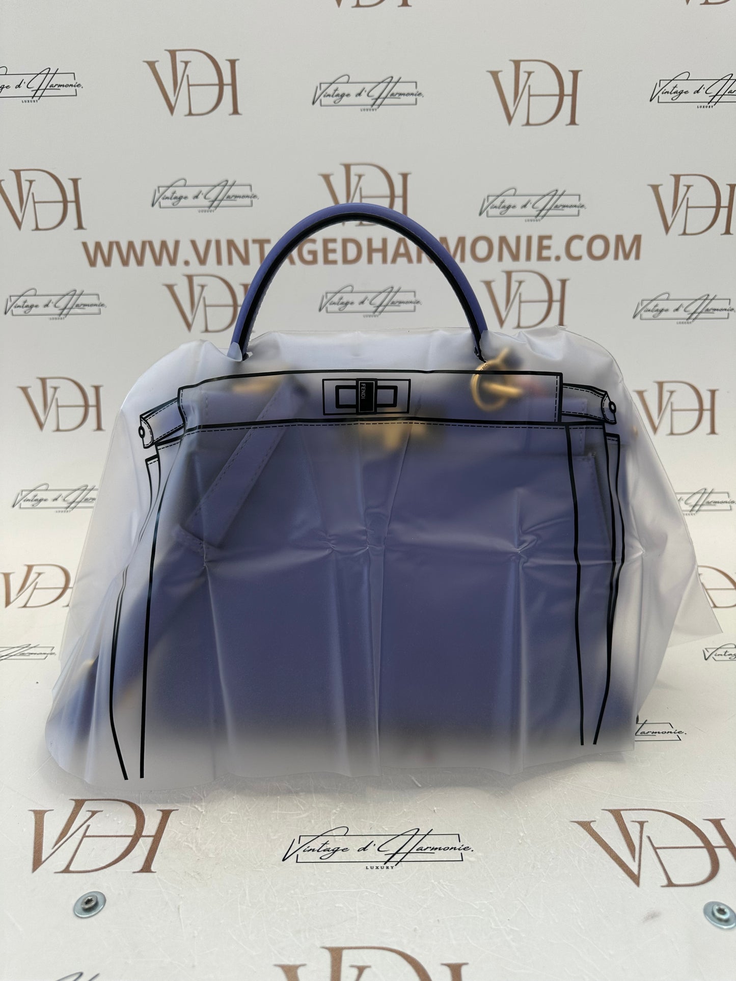 382676 - Fendi Peekaboo