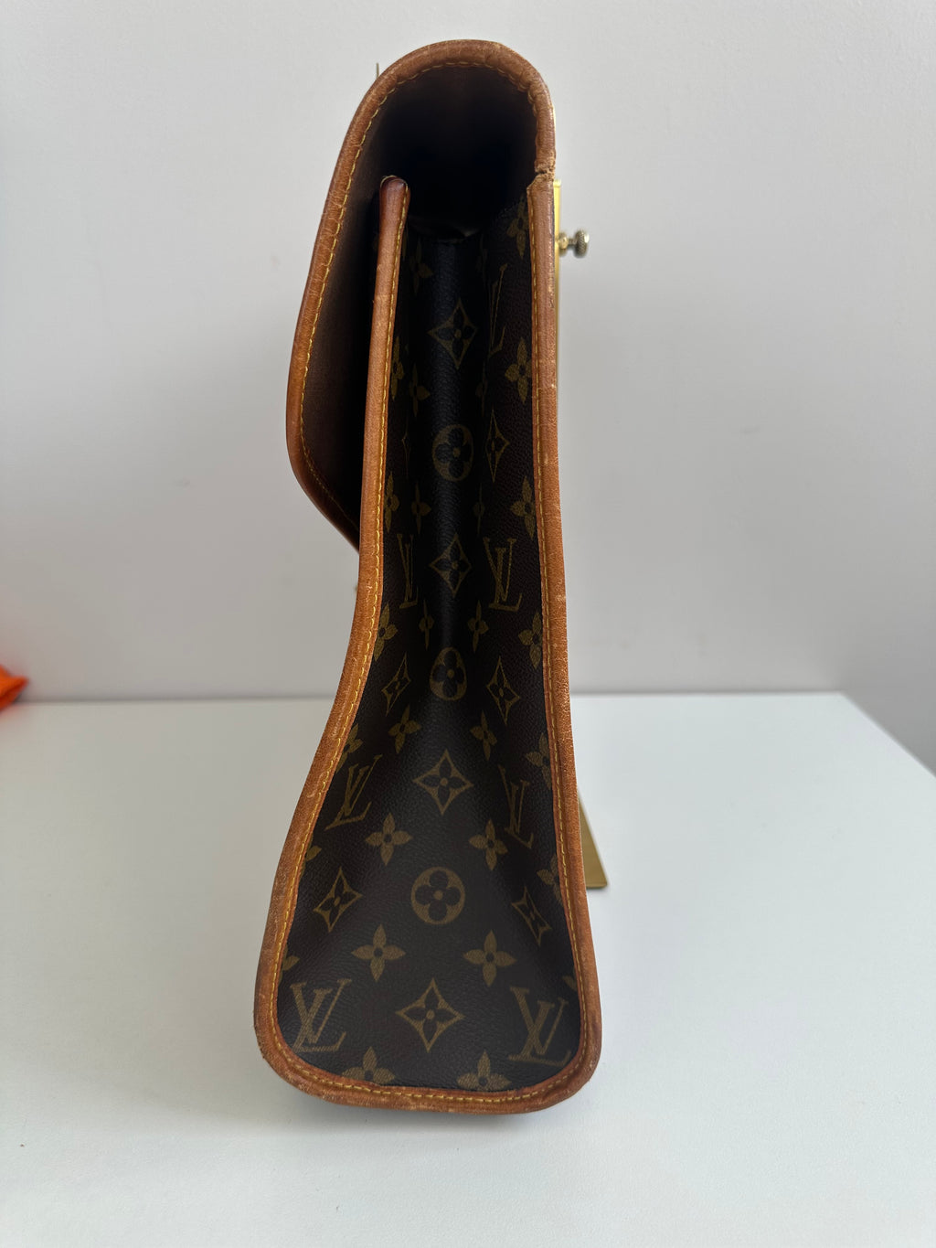 Louis Vuitton Beverly Business