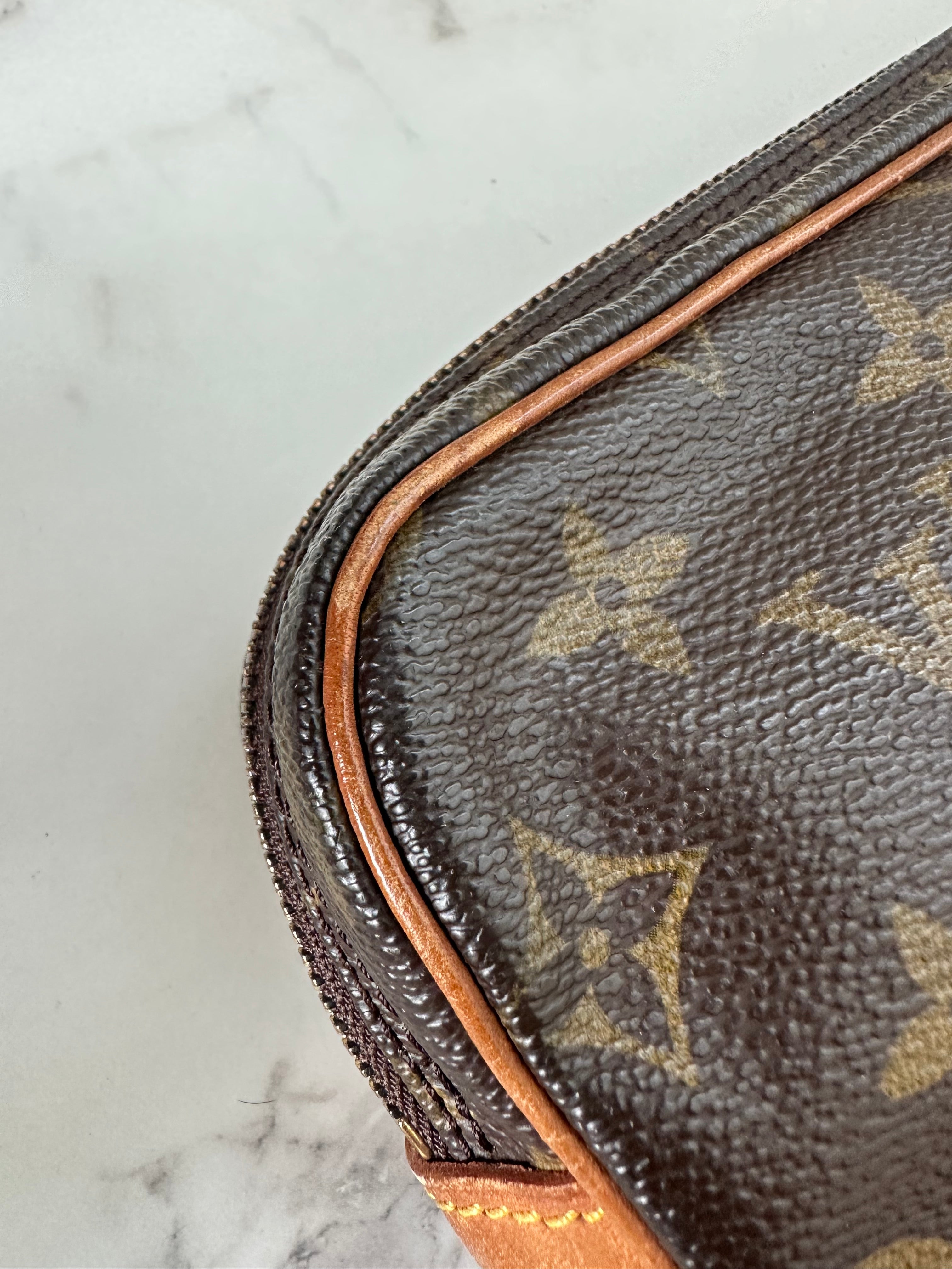 Louis Vuitton Dragonne GM