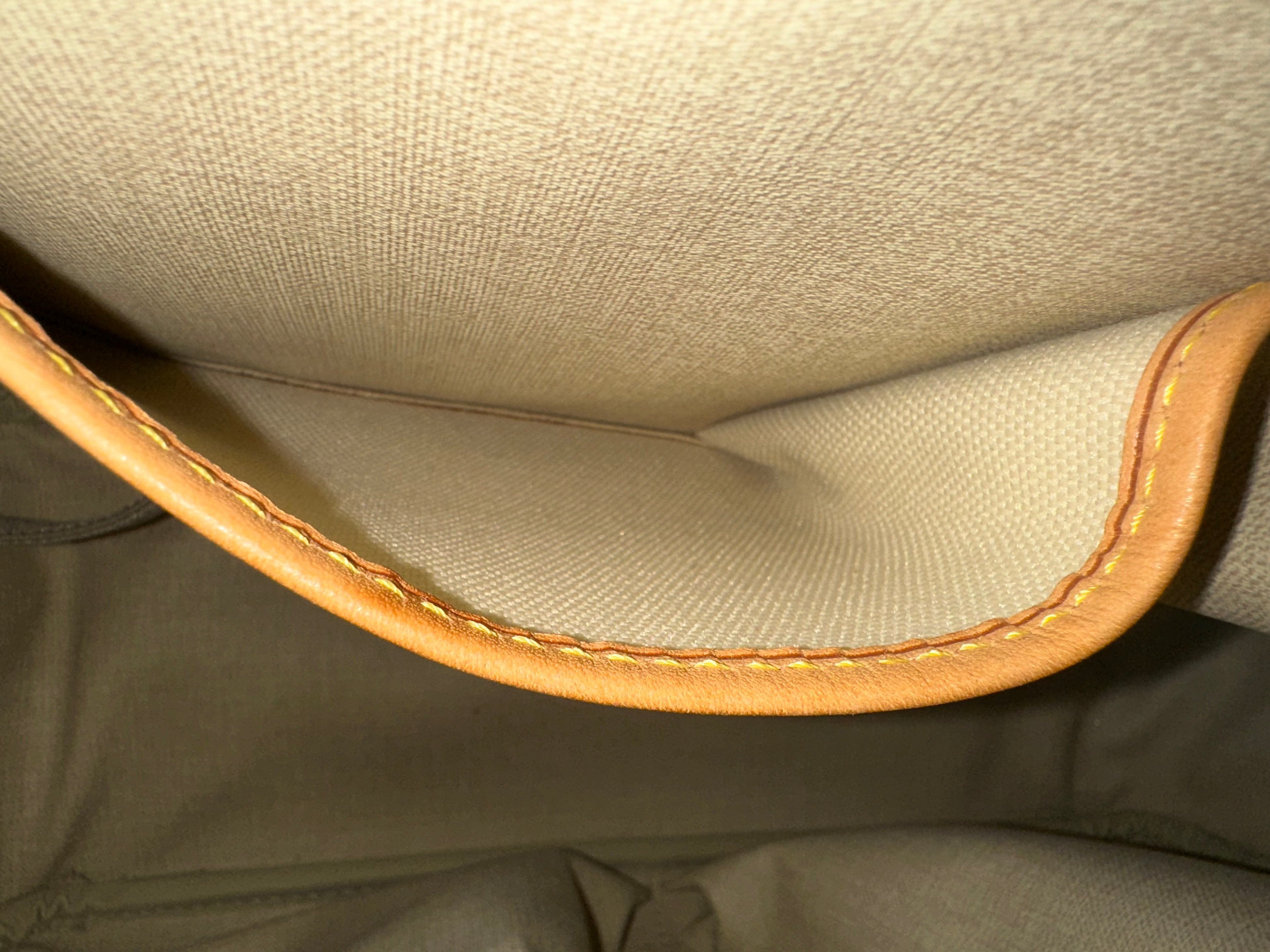 Louis Vuitton Deauville