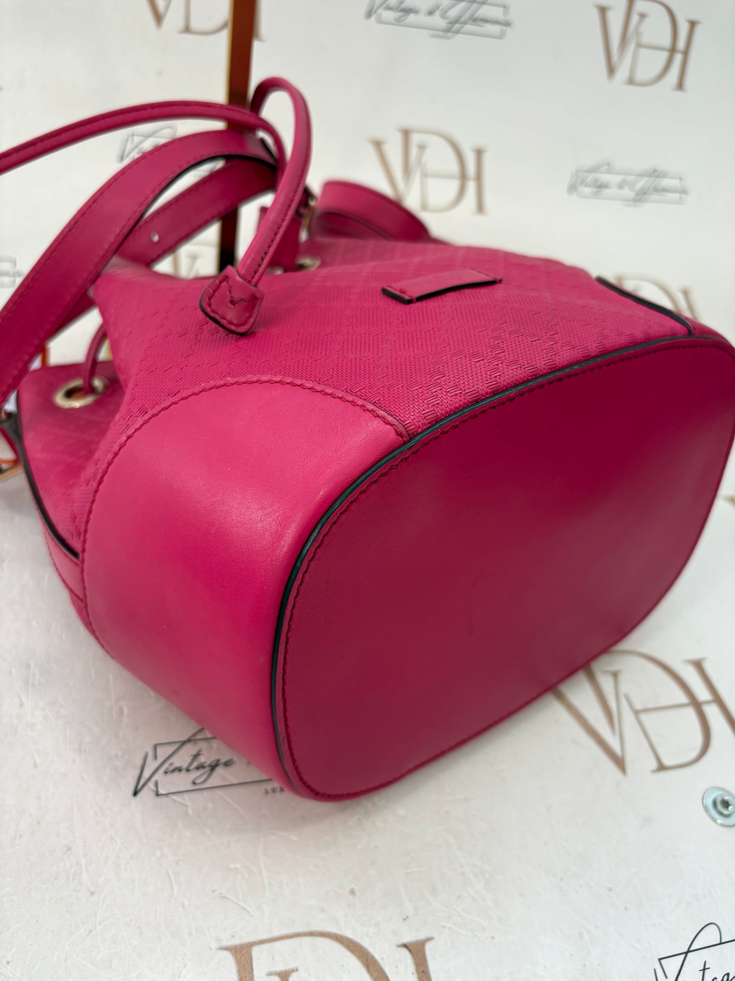 200906 - Gucci Diamante