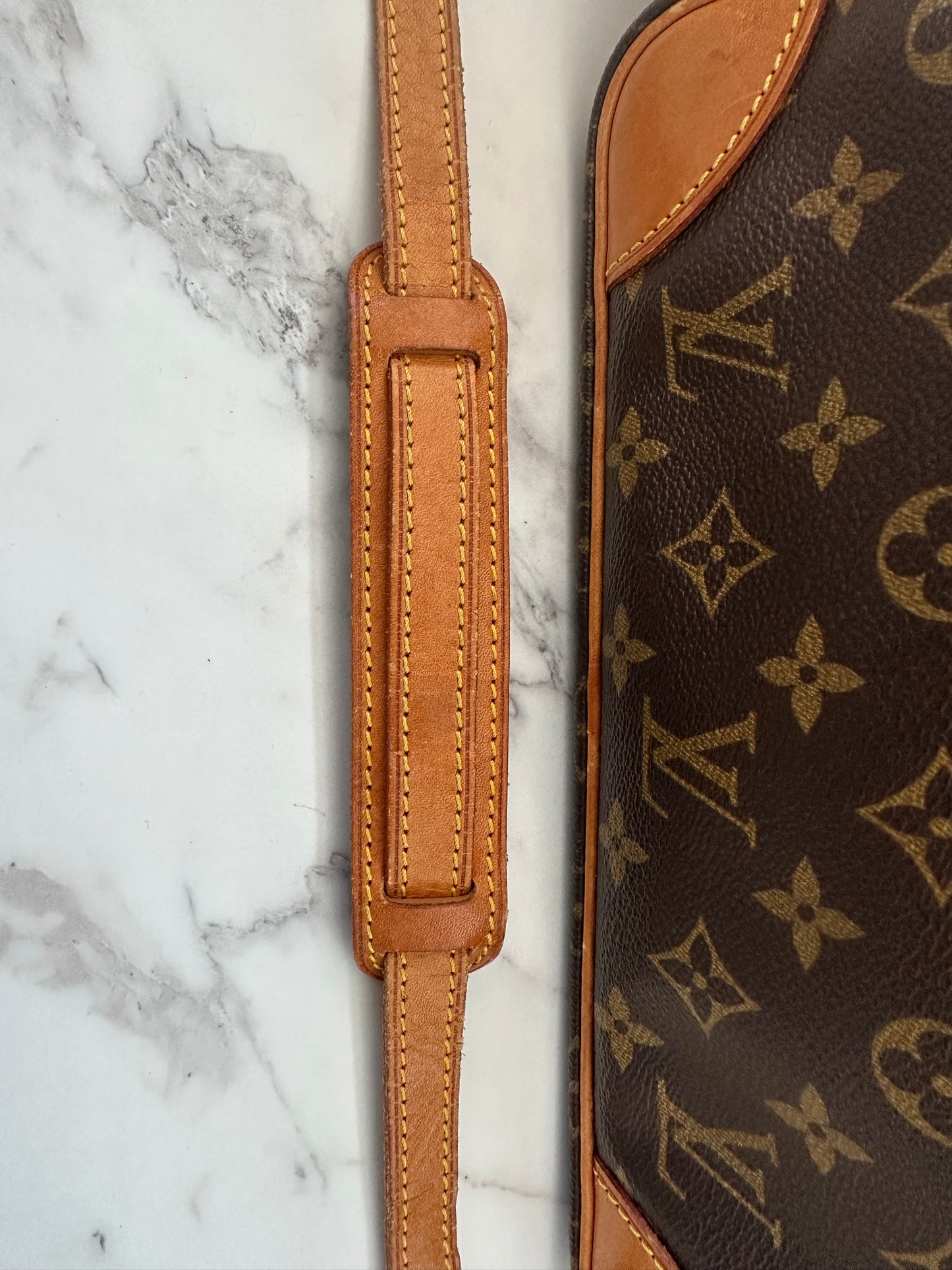 Louis Vuitton Trocadero 30