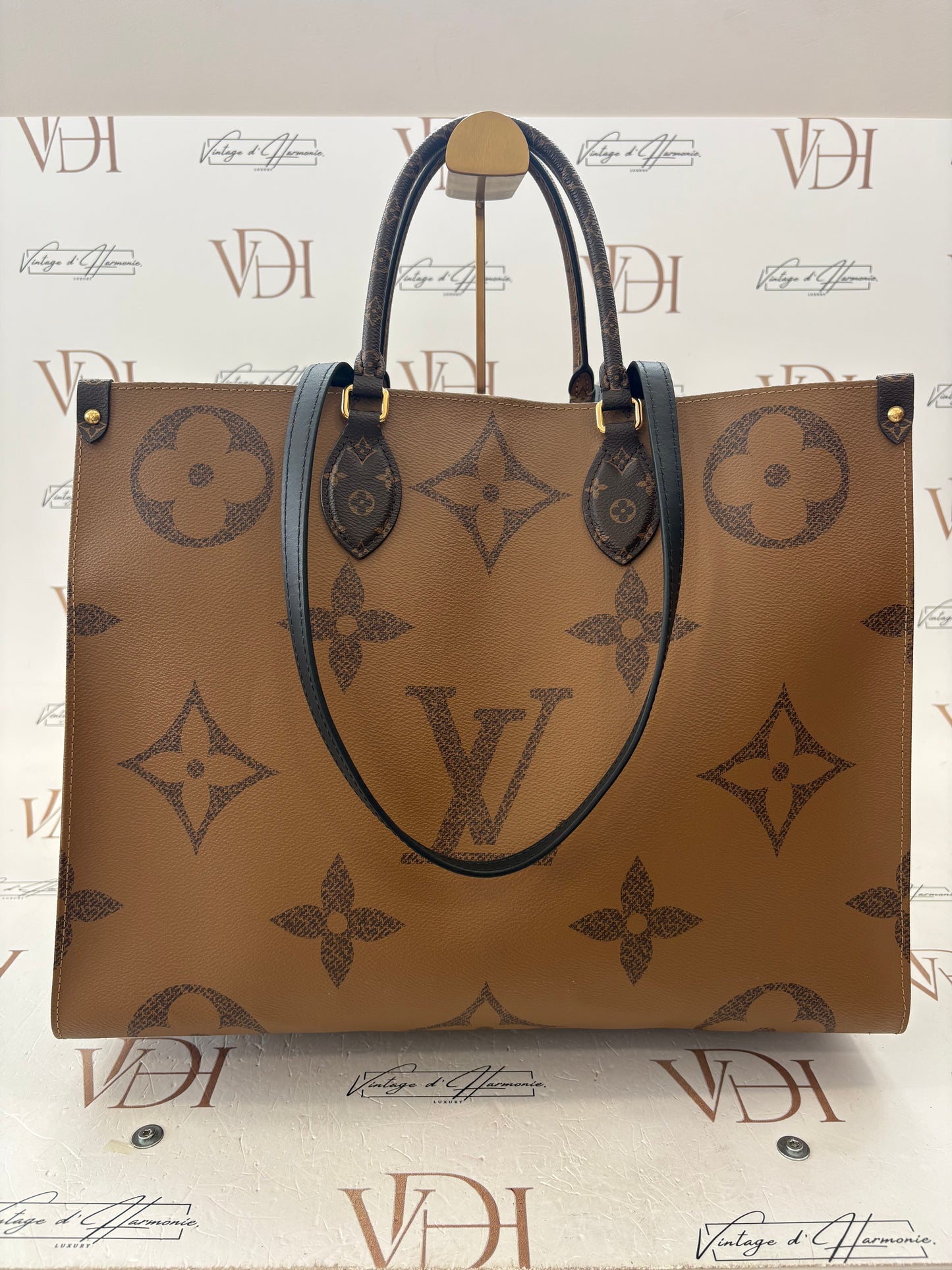 384259 - LV onthego