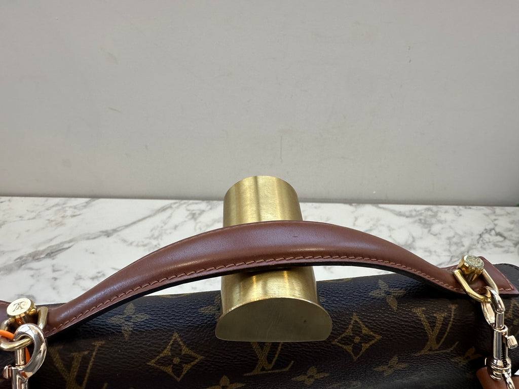 Louis Vuitton Monceau 28