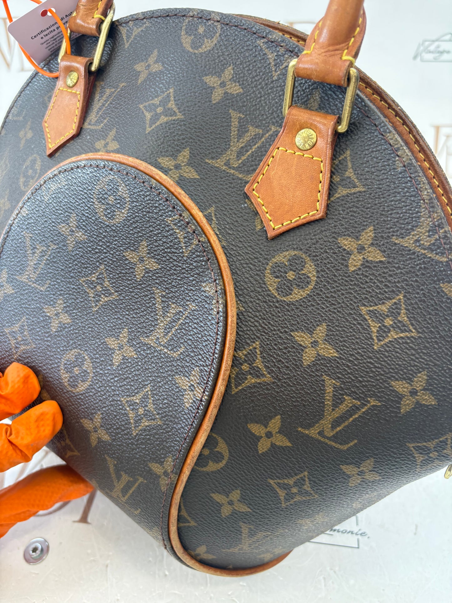 018610 - Louis Vuitton Ellipse PM