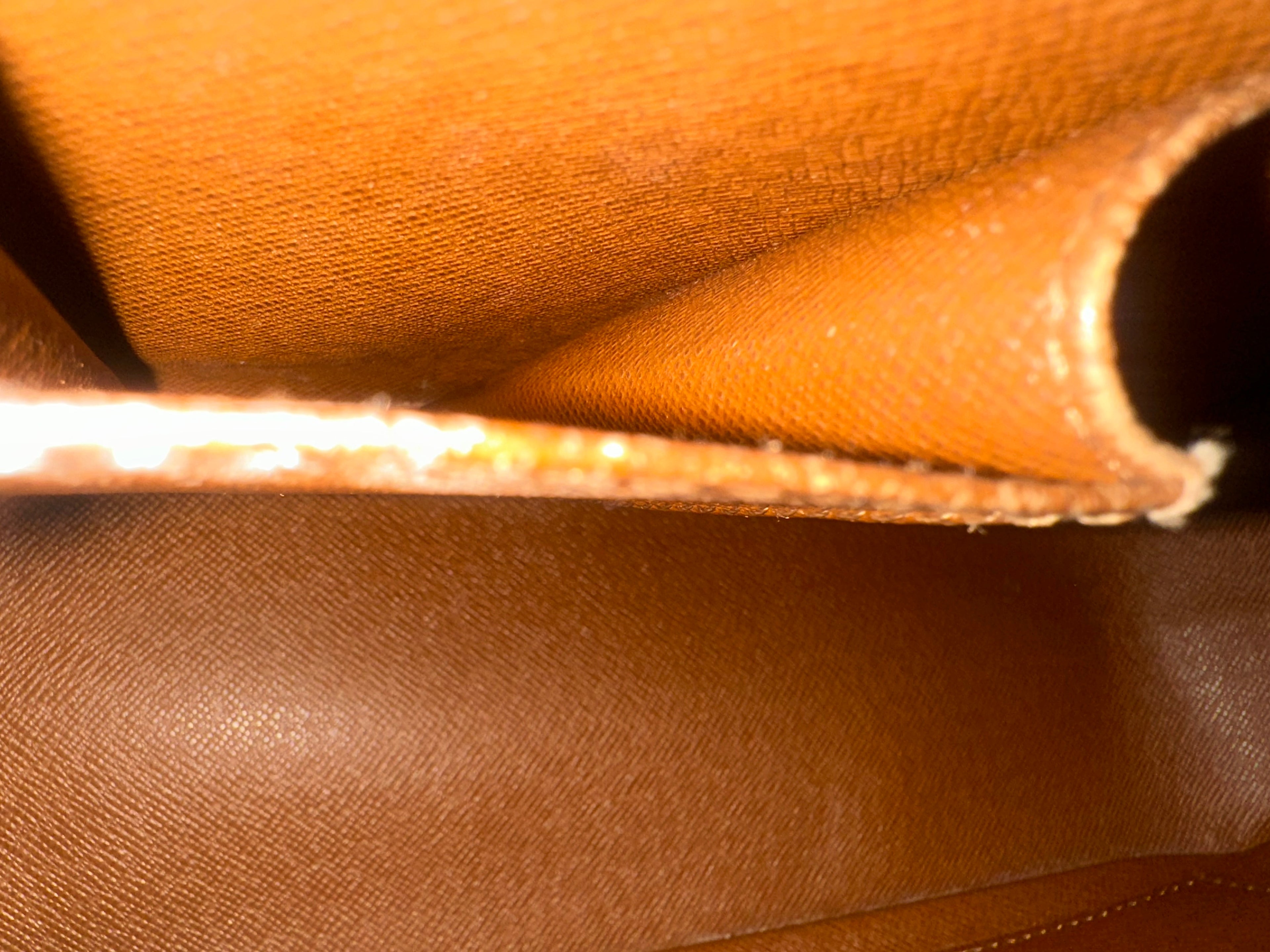 Louis Vuitton Cite MM