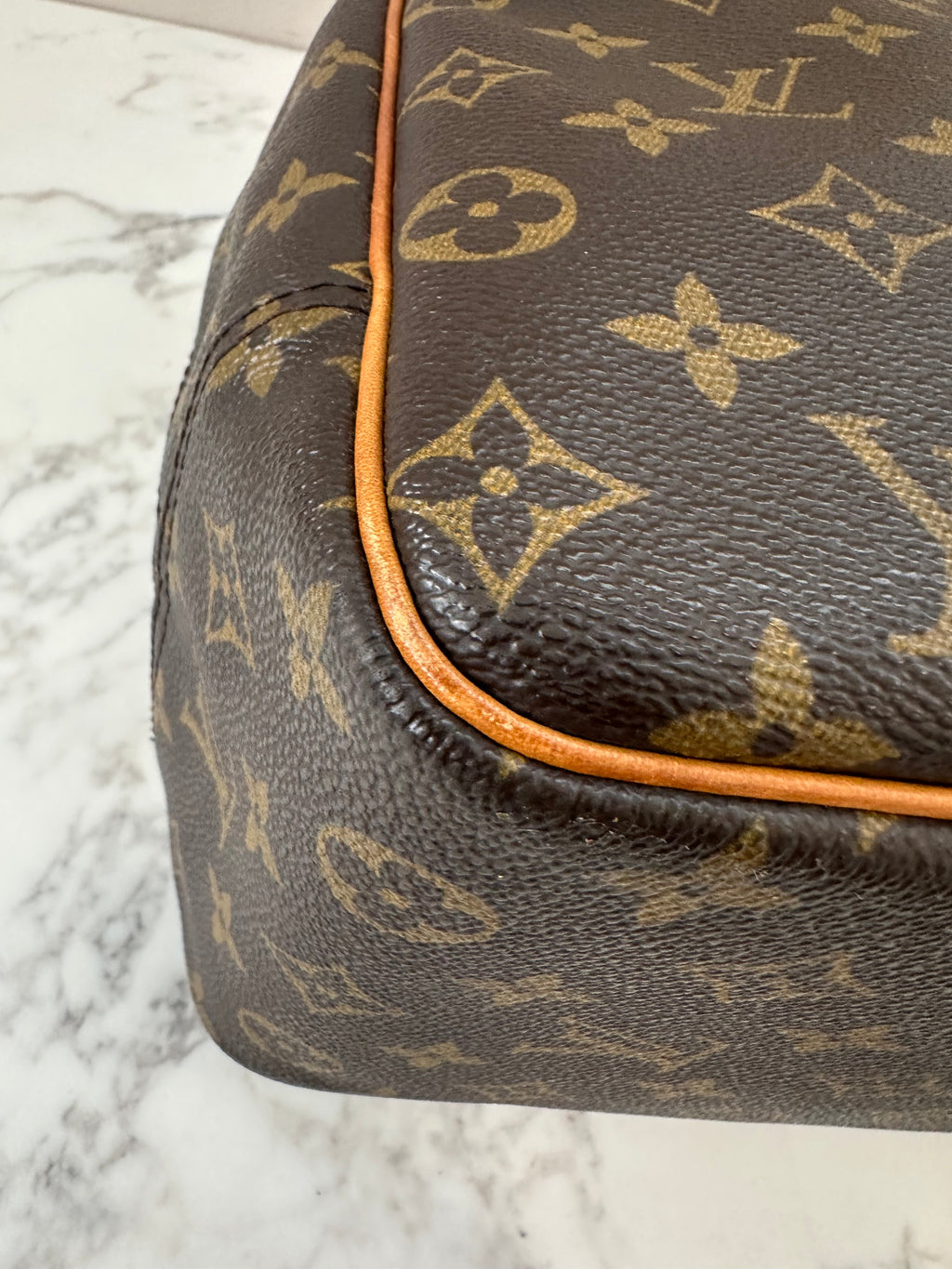 Louis Vuitton Deauville