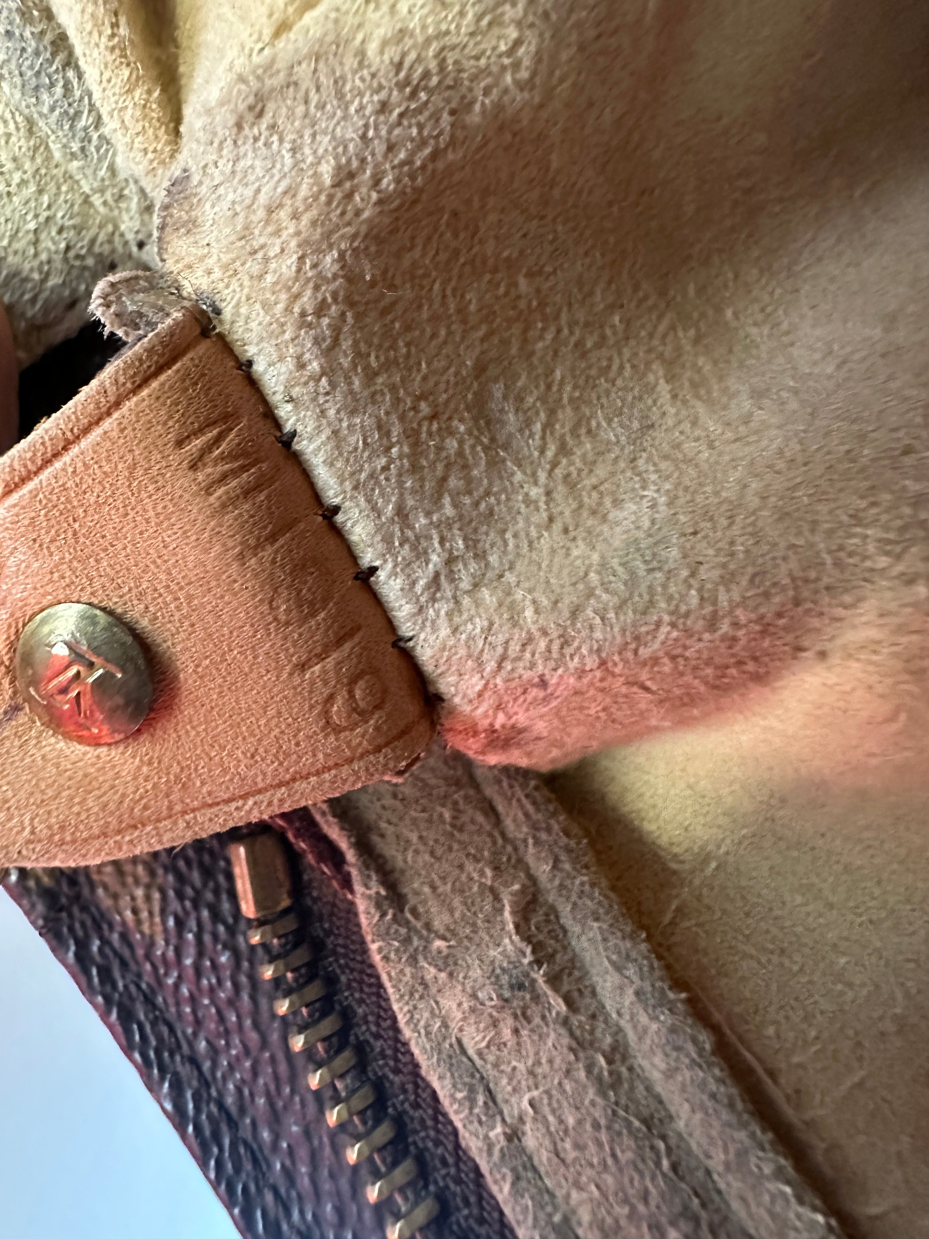 Louis Vuitton Looping GM