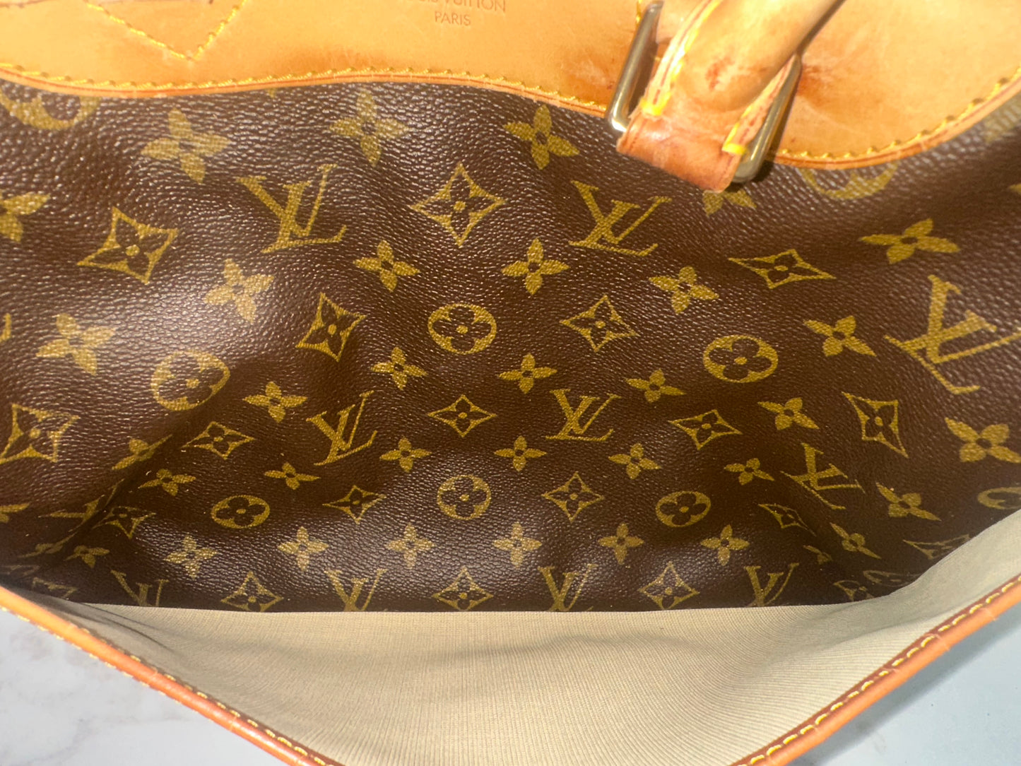 Louis Vuitton Deauville