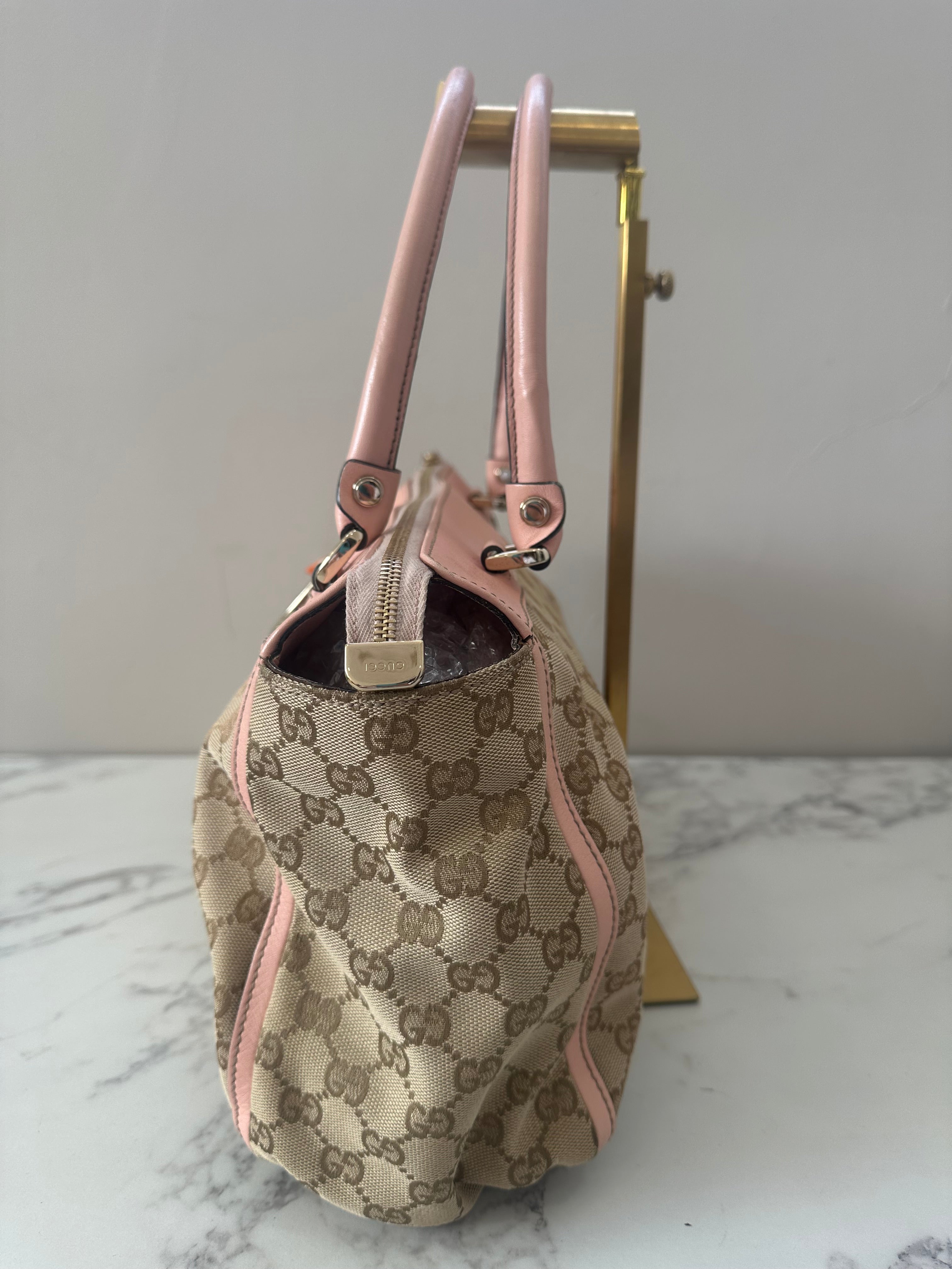 Gucci Pink Abbey GG