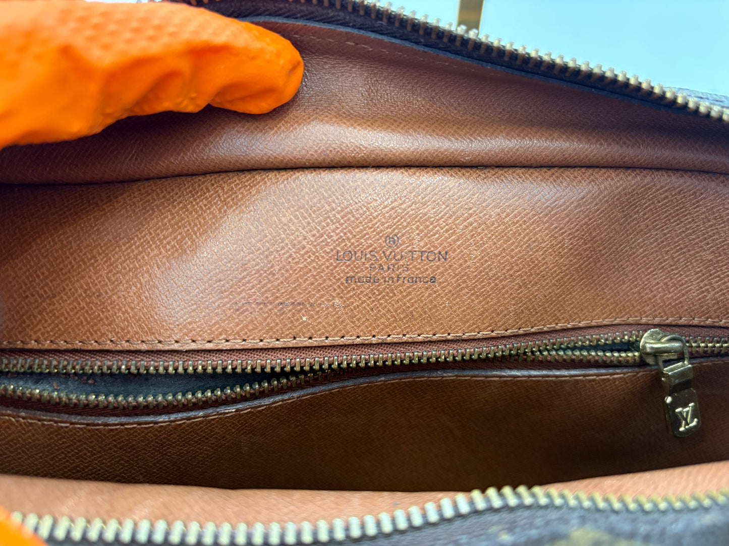 018197 - Louis Vuitton Nile
