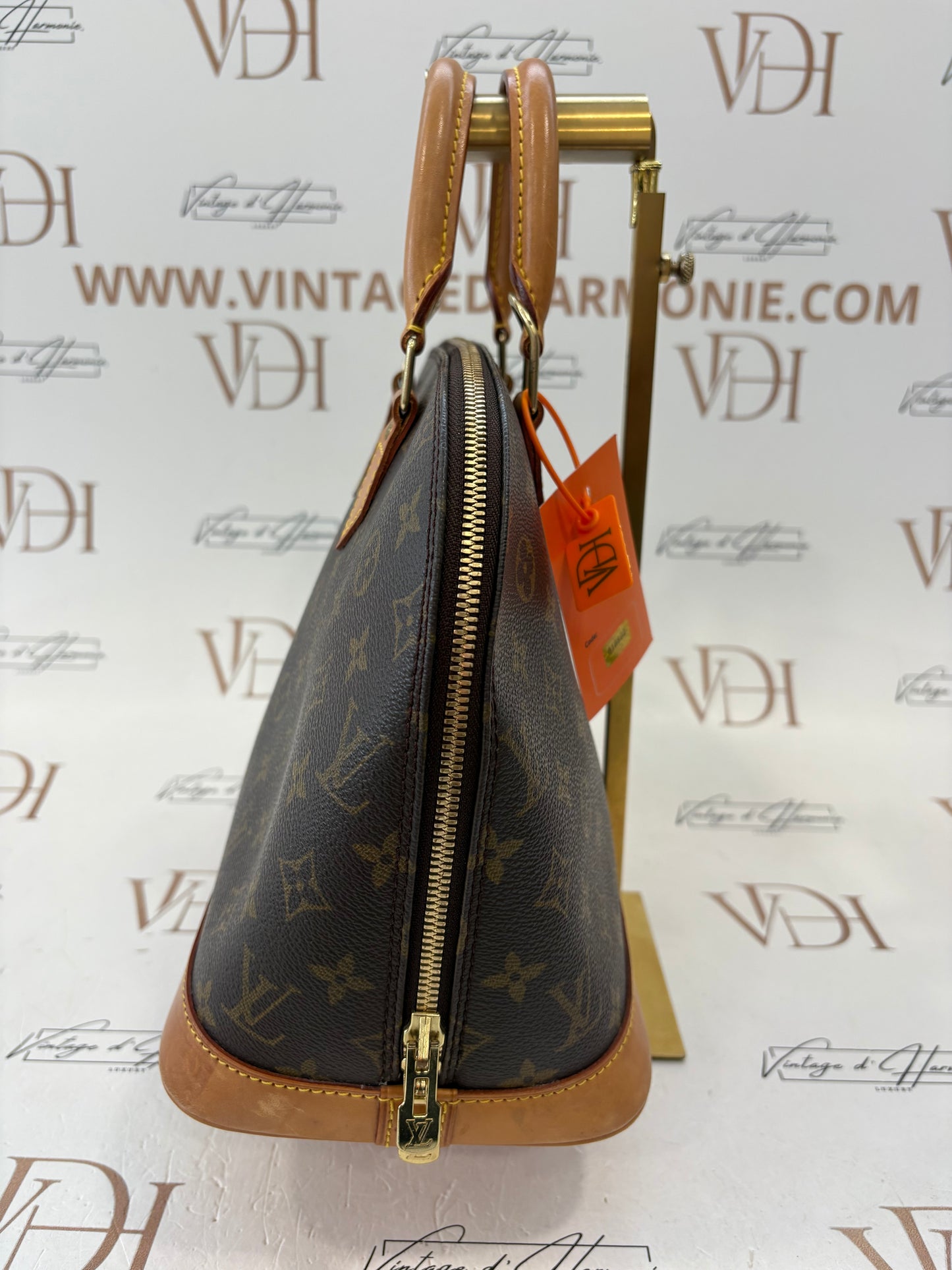 018892 - Louis Vuitton Alma