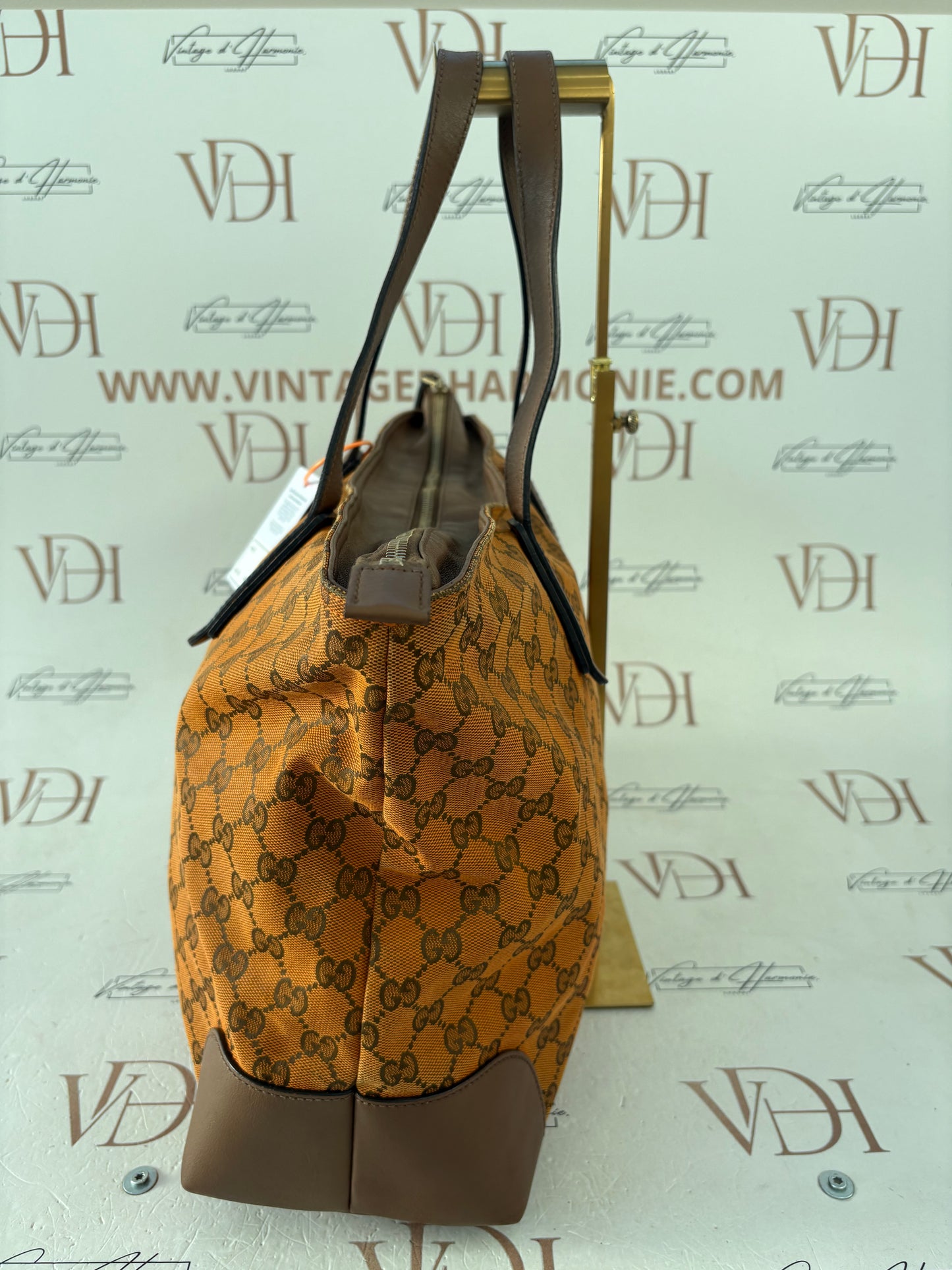 201723 - Gucci Orange