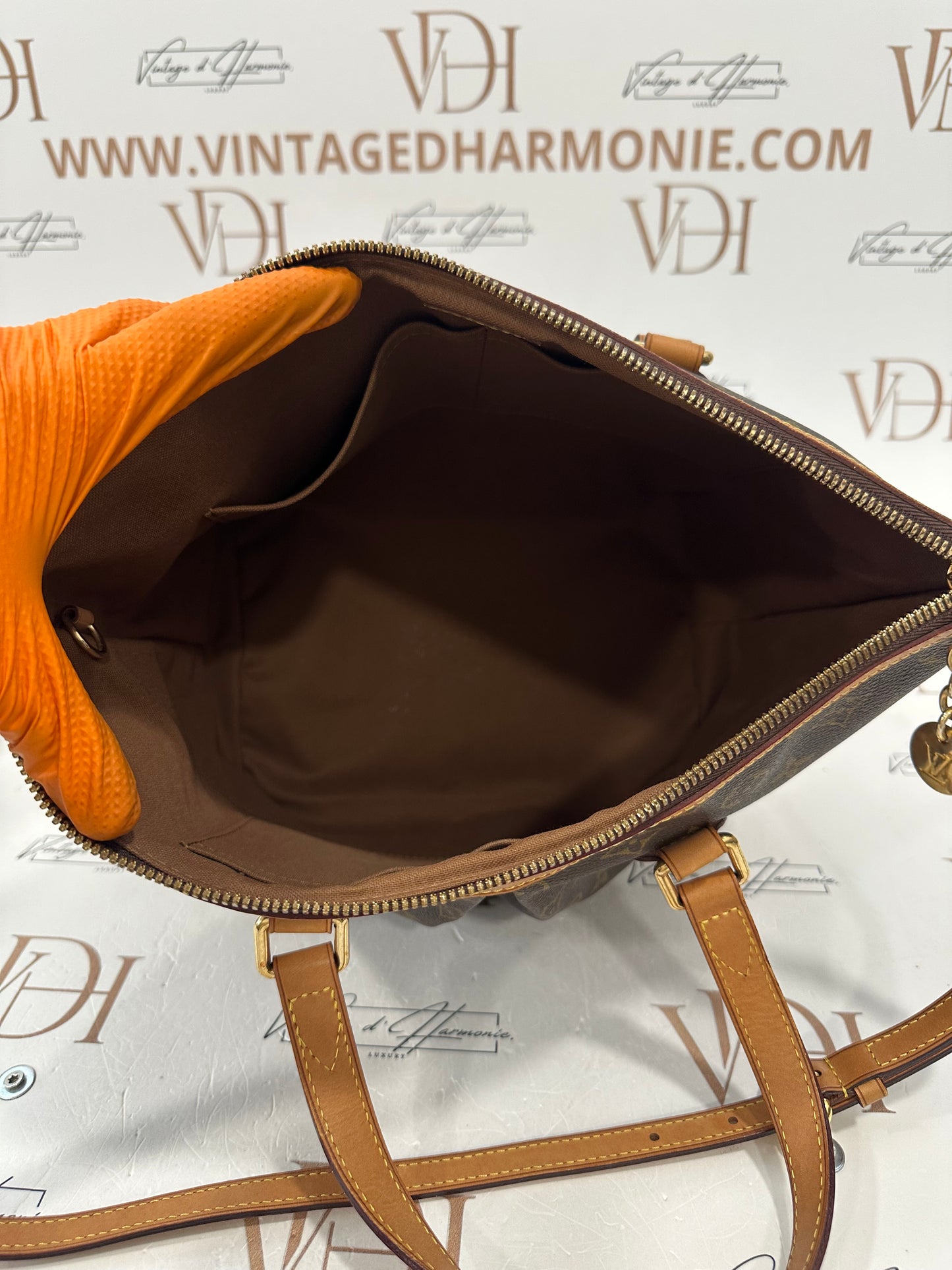 382818 - Louis Vuitton Palermo