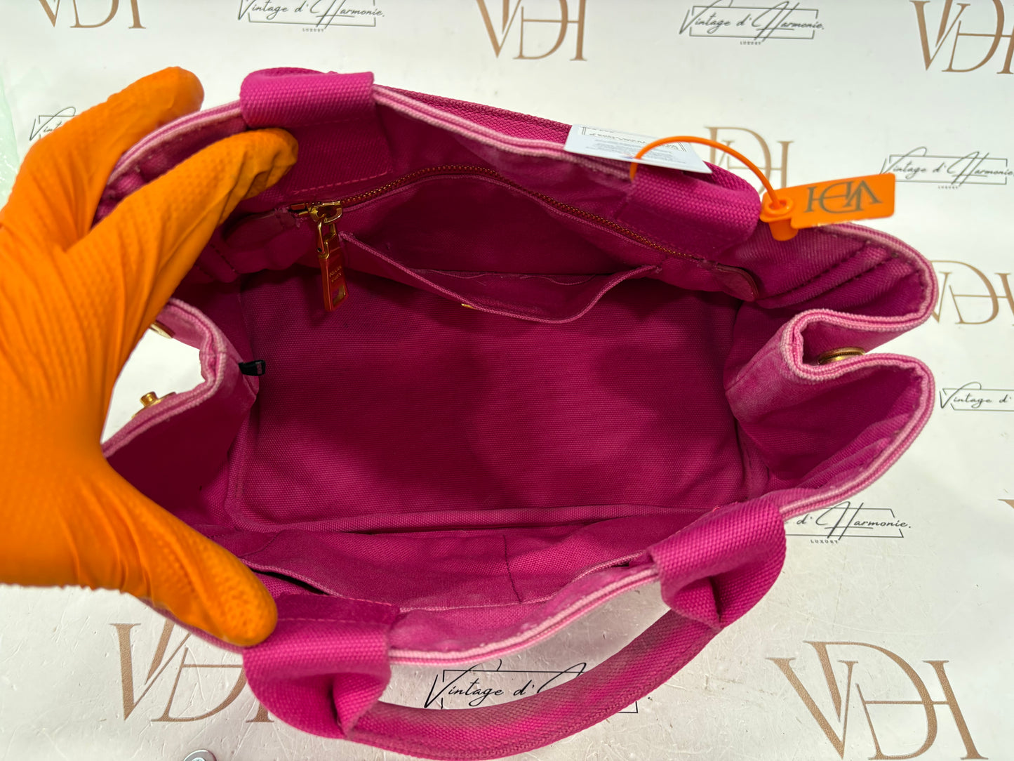 018335 - Prada Canapa