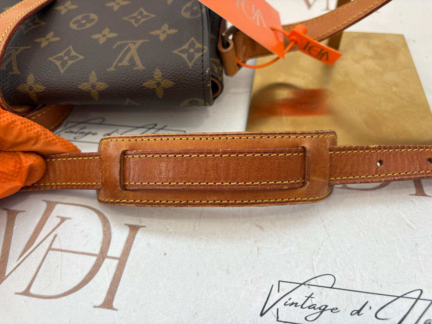 018956 - Louis Vuitton Chantilly GM