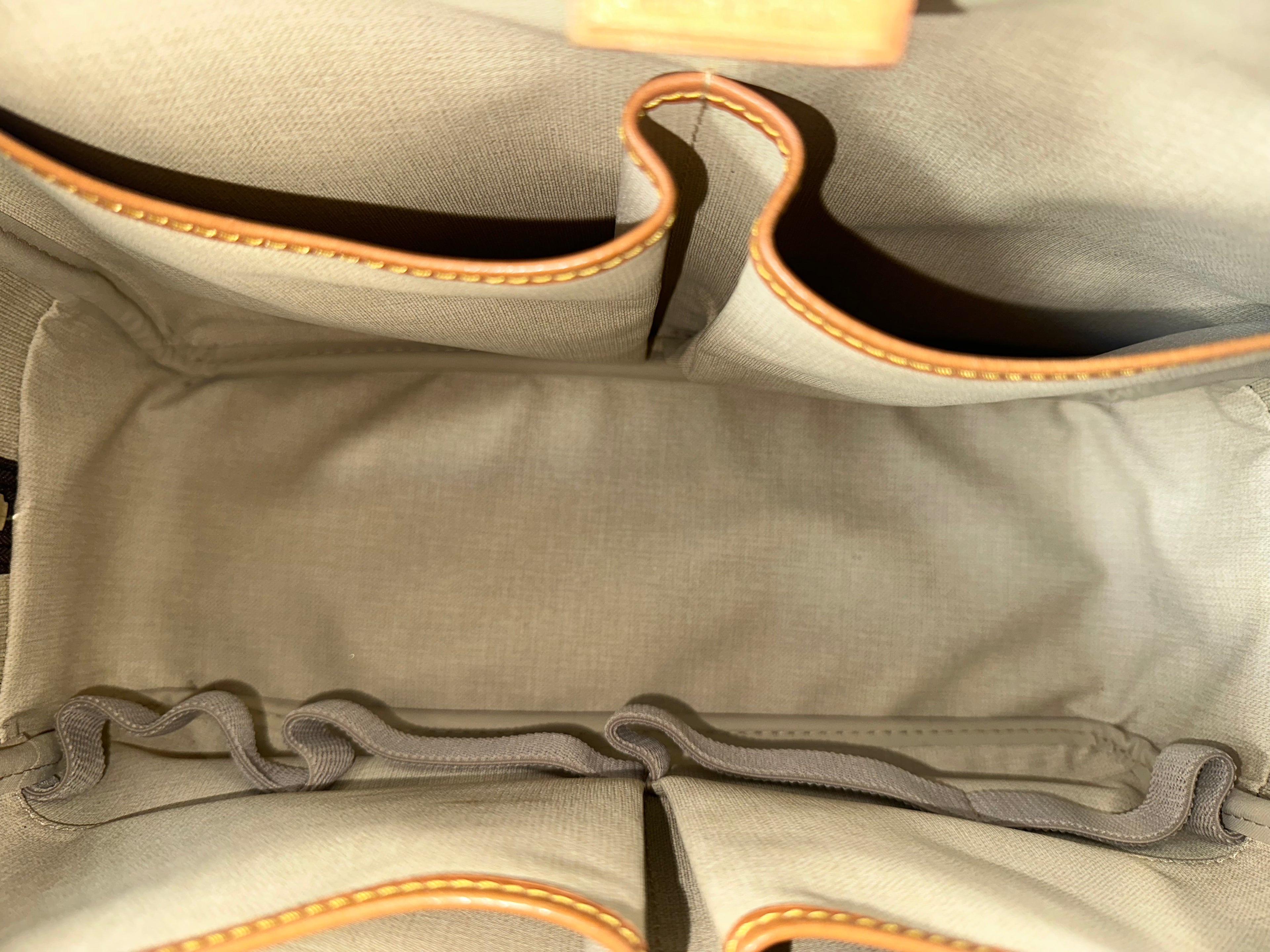 Louis Vuitton Deauville