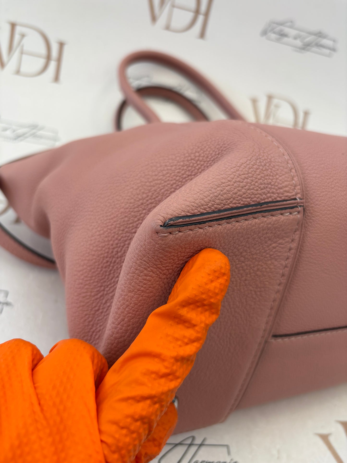 017686 - Louis Vuitton Lockit PM
