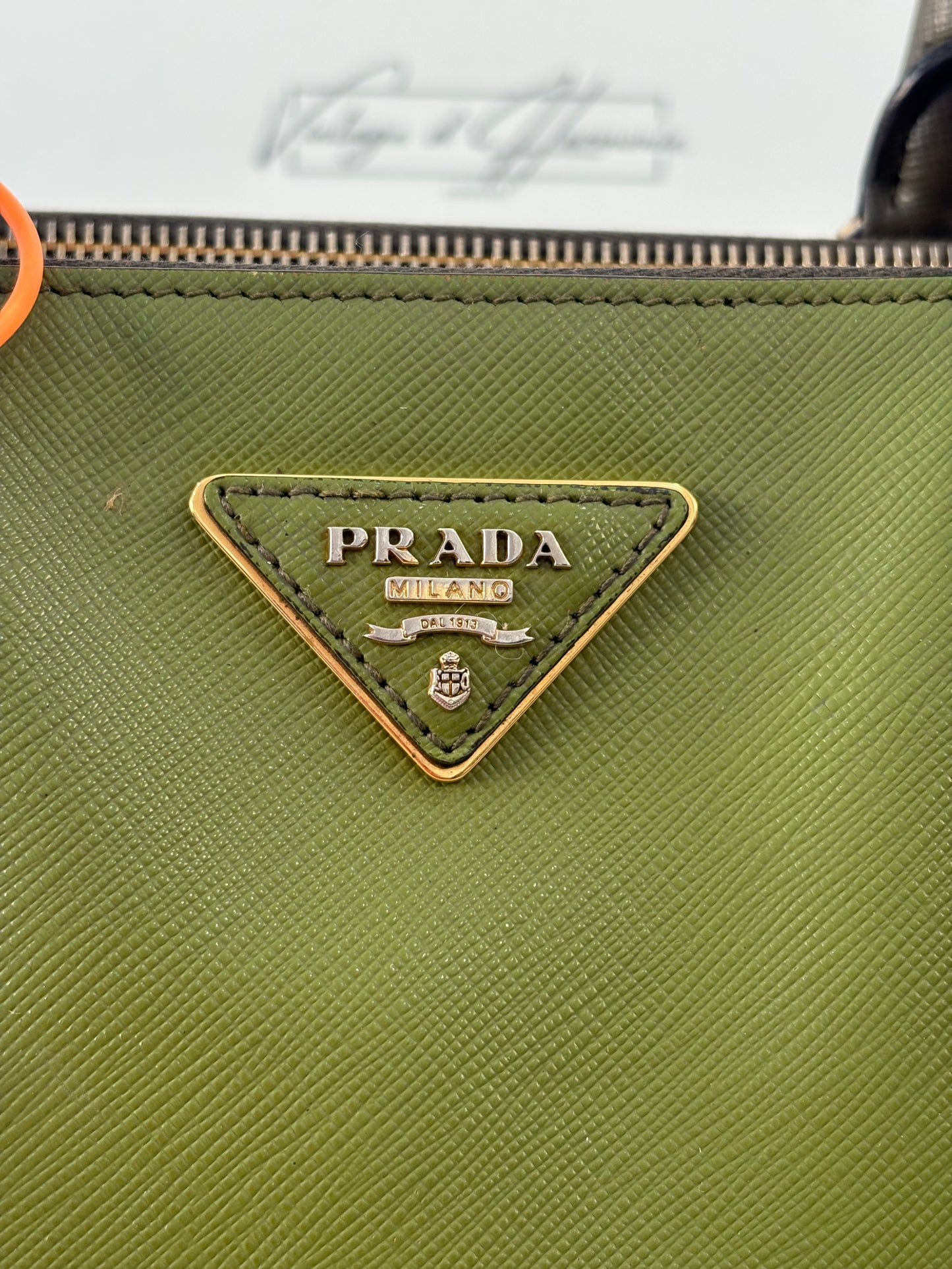 383748 - Prada Galleria