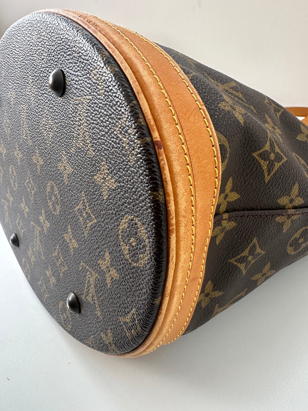 Louis Vuitton Bucket GM